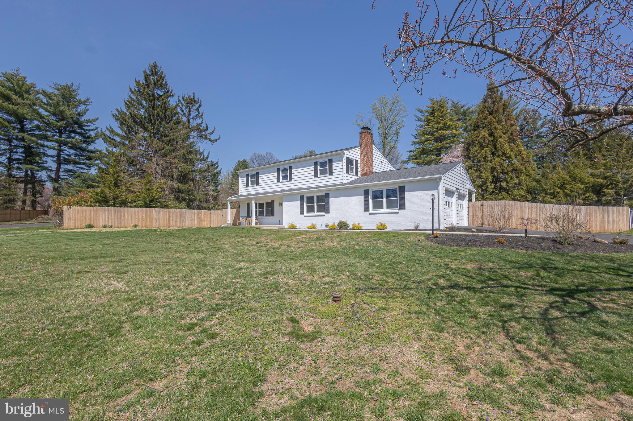 MOUNT EYRE MANOR - Residential