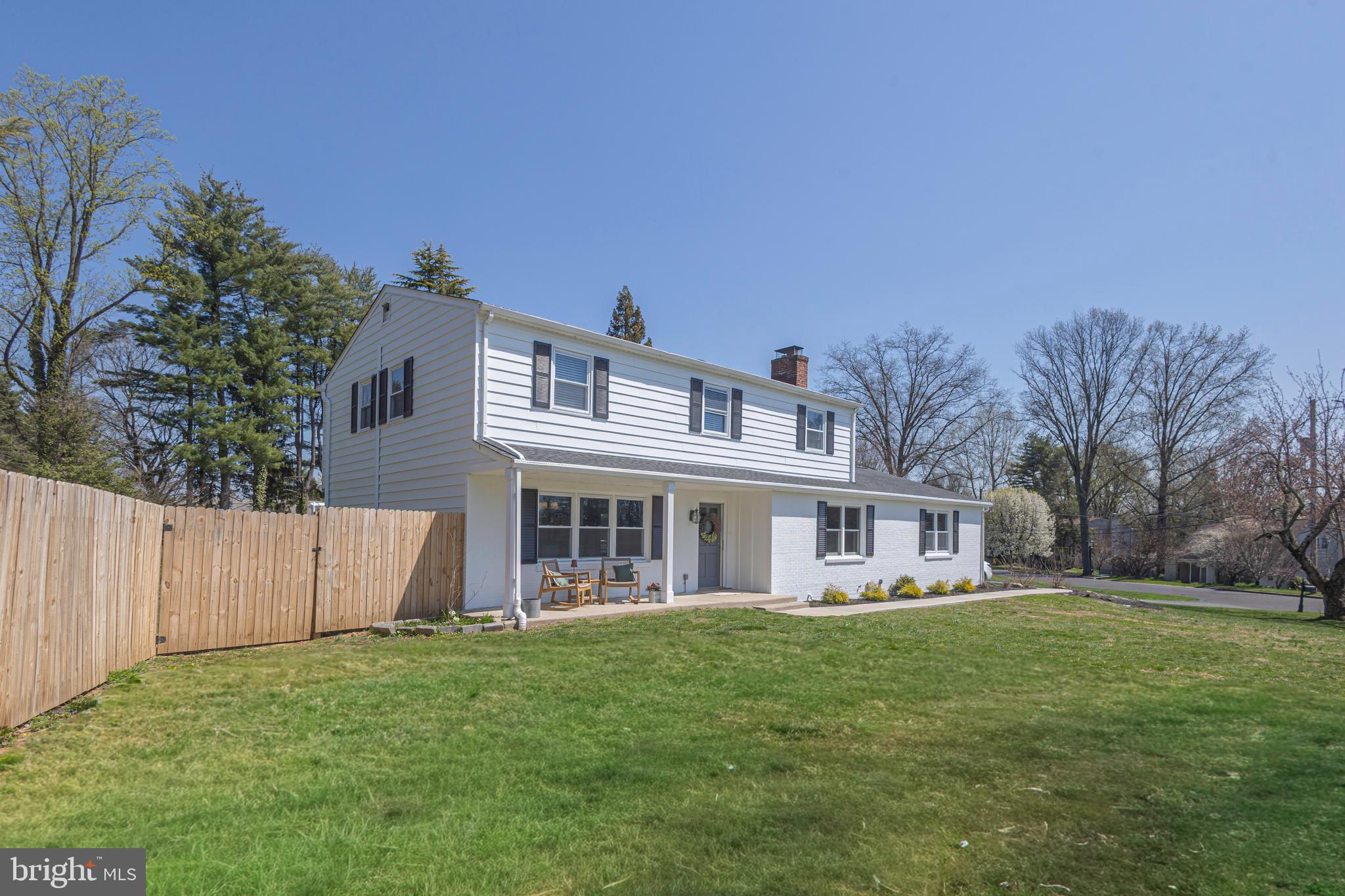 MOUNT EYRE MANOR - Residential