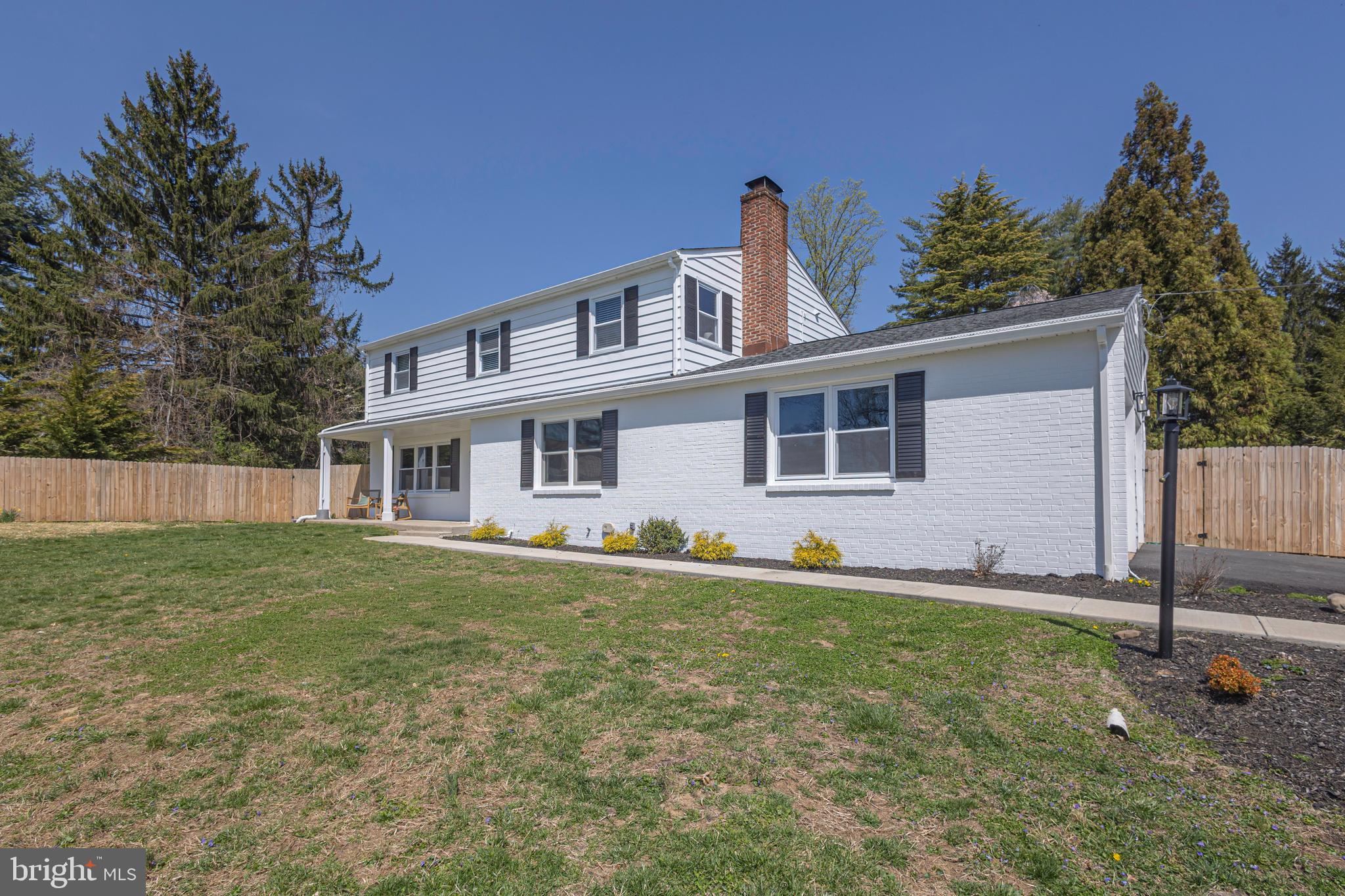 MOUNT EYRE MANOR - Residential