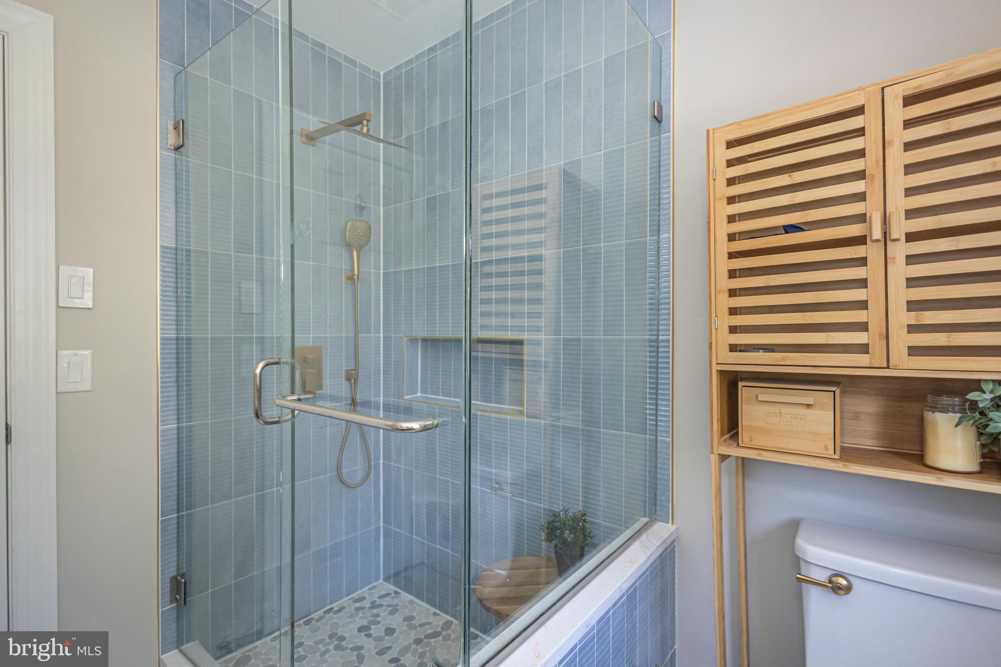 MOUNT EYRE MANOR - Residential