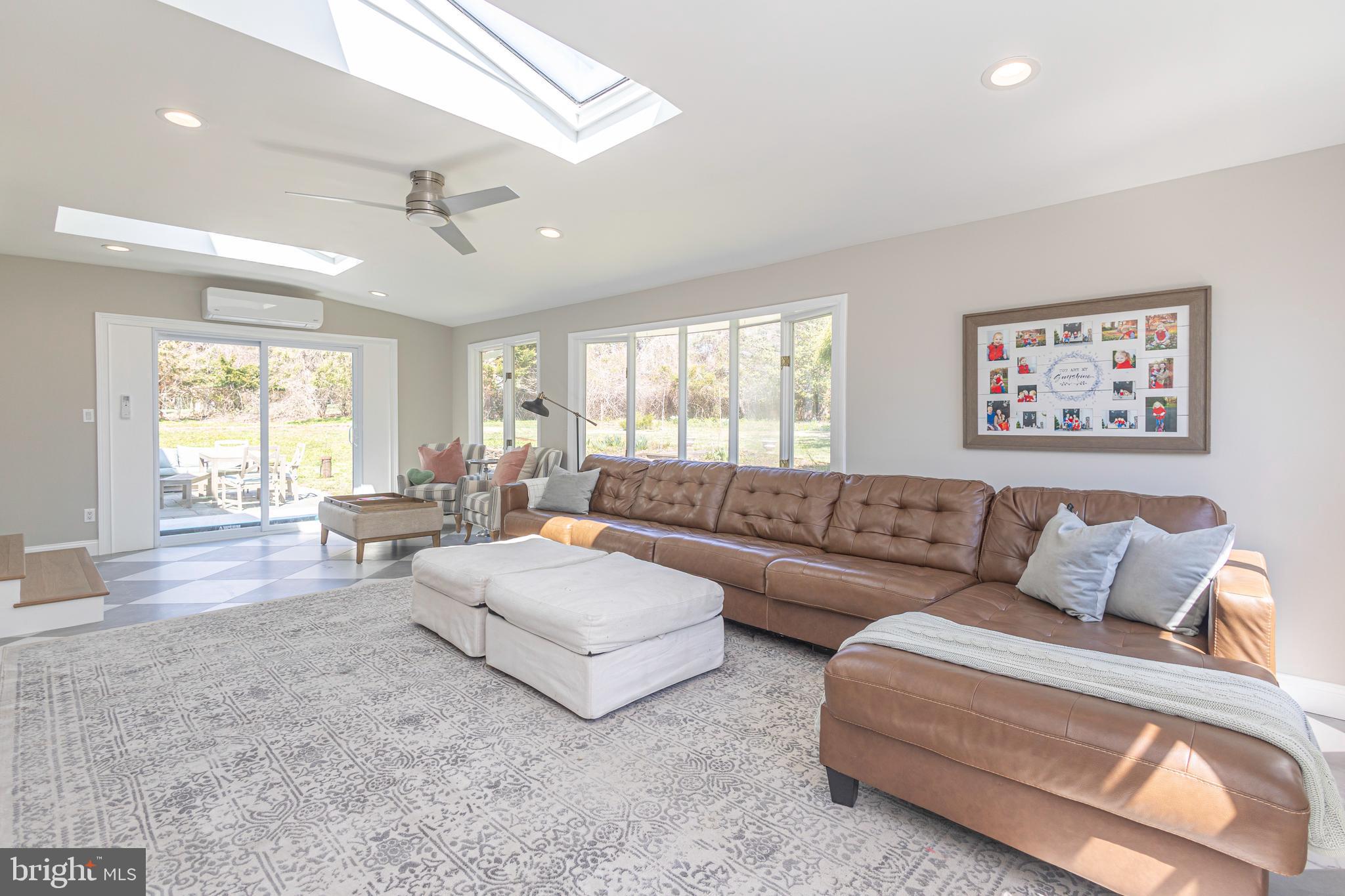 MOUNT EYRE MANOR - Residential