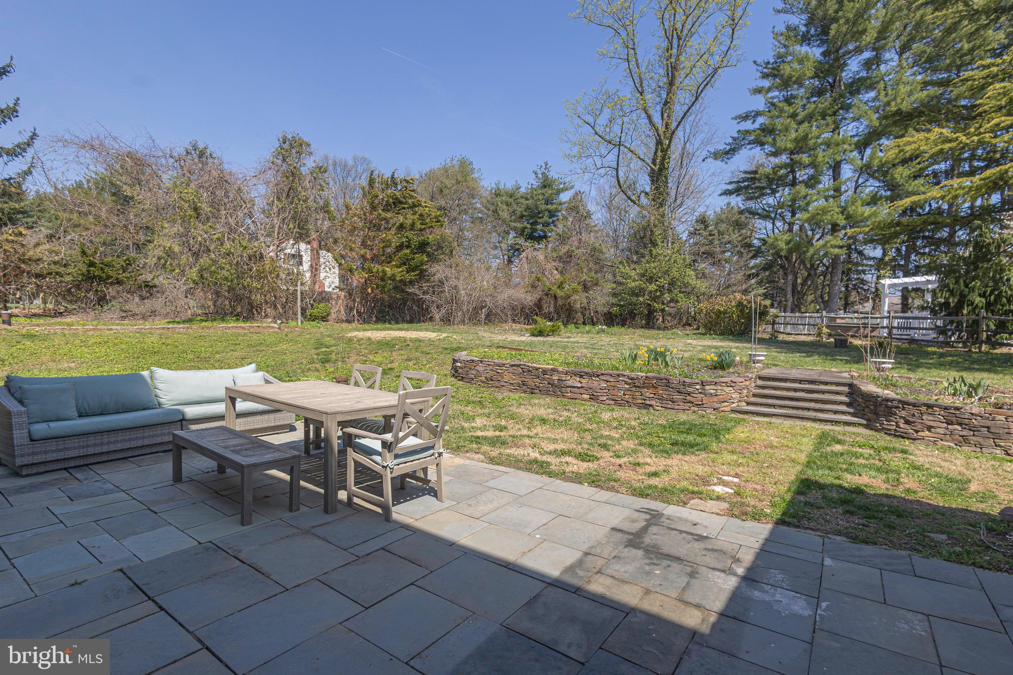 MOUNT EYRE MANOR - Residential