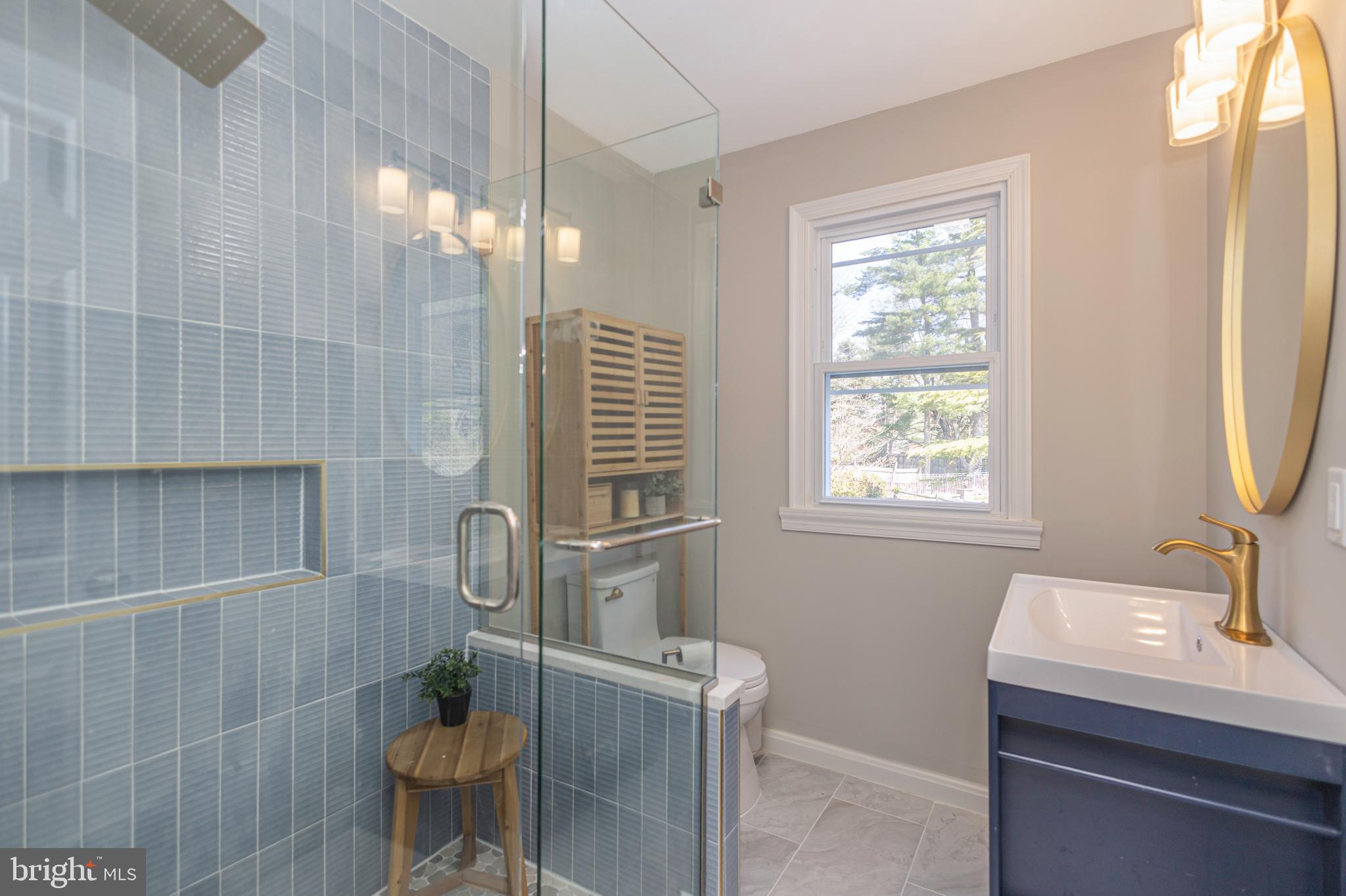 MOUNT EYRE MANOR - Residential