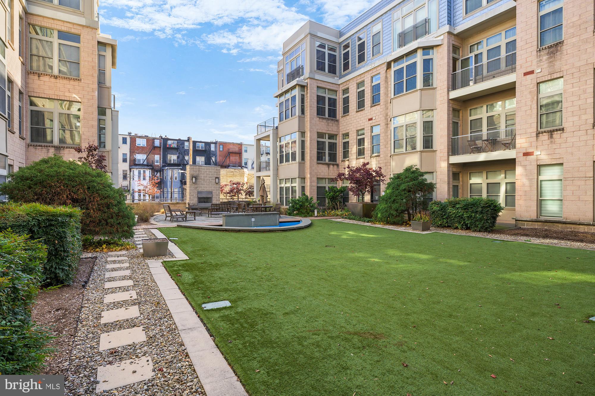 MOUNT VERNON PLACE HISTORIC DISTRICT - Residential Lease