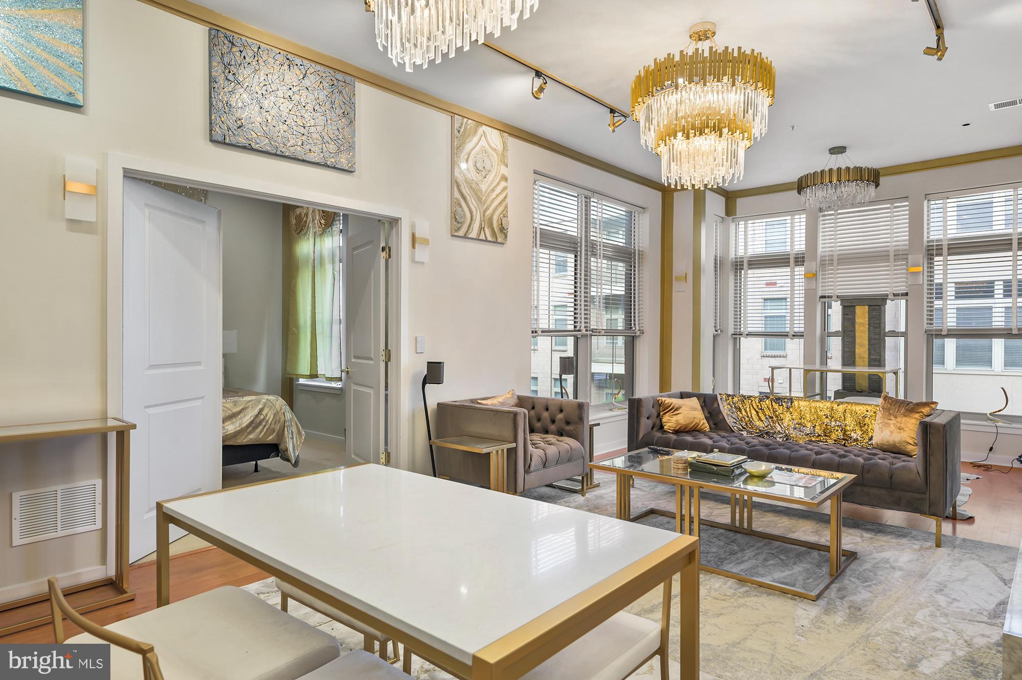 MOUNT VERNON PLACE HISTORIC DISTRICT - Residential Lease