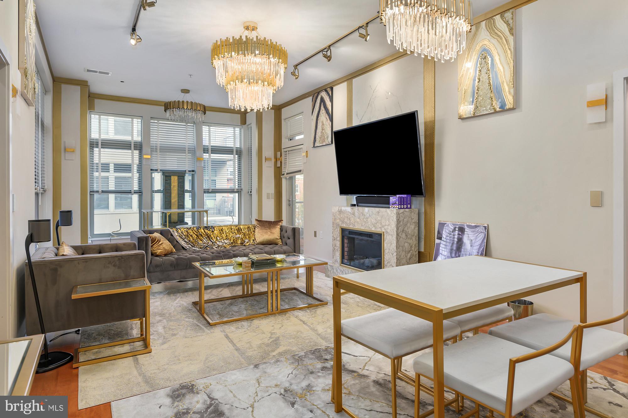 MOUNT VERNON PLACE HISTORIC DISTRICT - Residential Lease