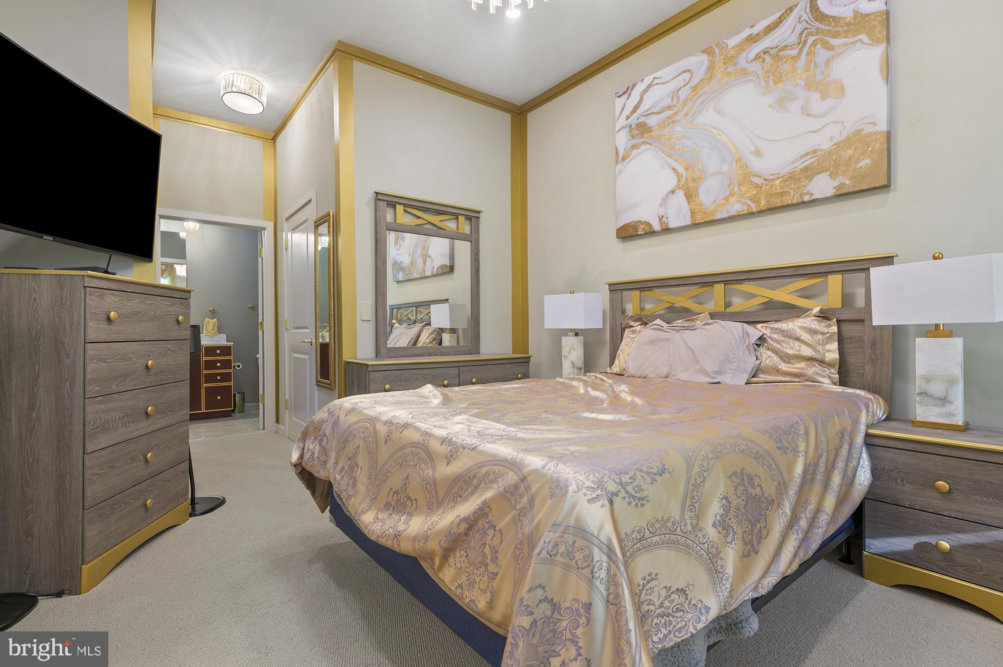 MOUNT VERNON PLACE HISTORIC DISTRICT - Residential Lease