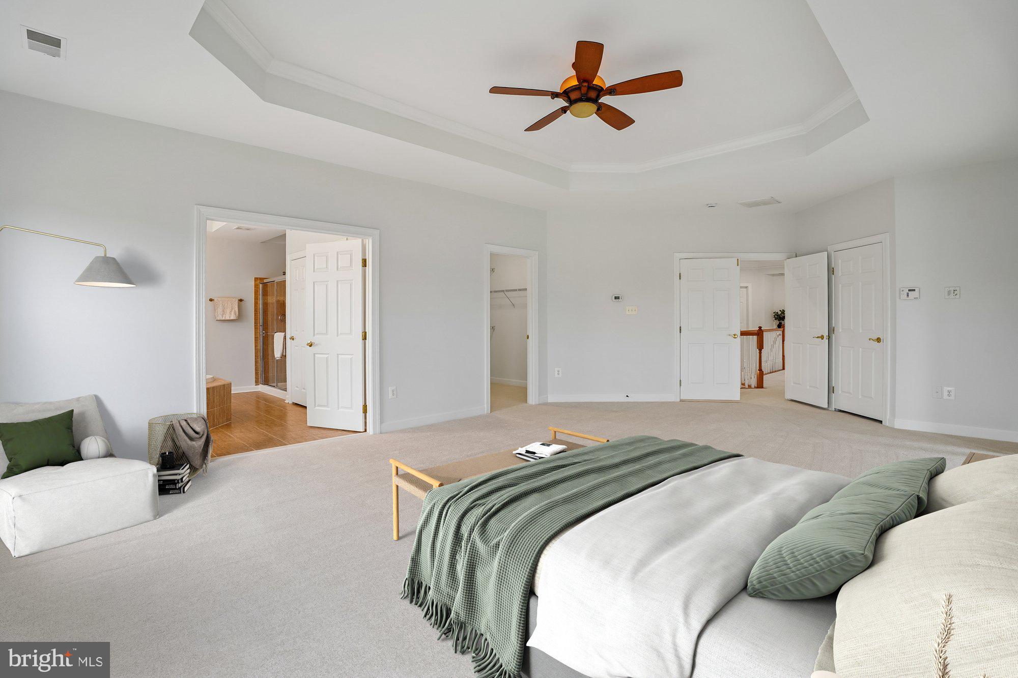 PARADISE MANOR - Residential