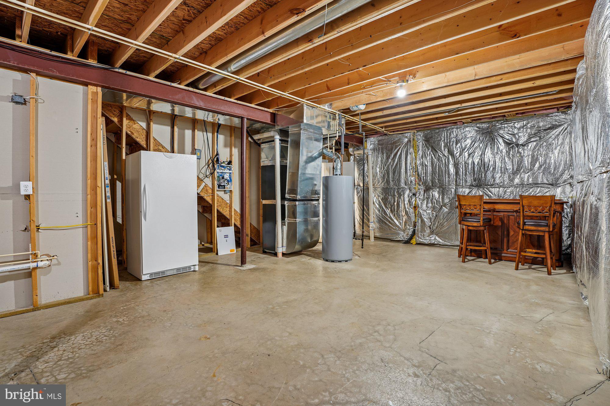 PARADISE MANOR - Residential