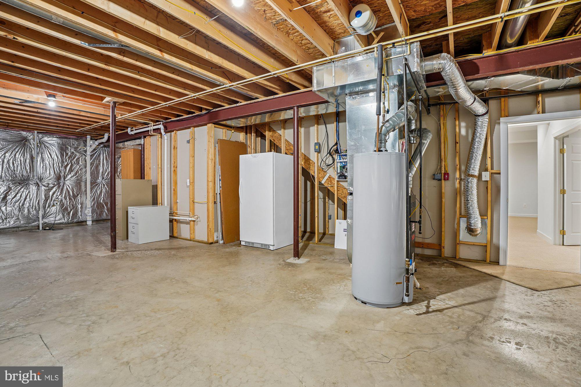 PARADISE MANOR - Residential