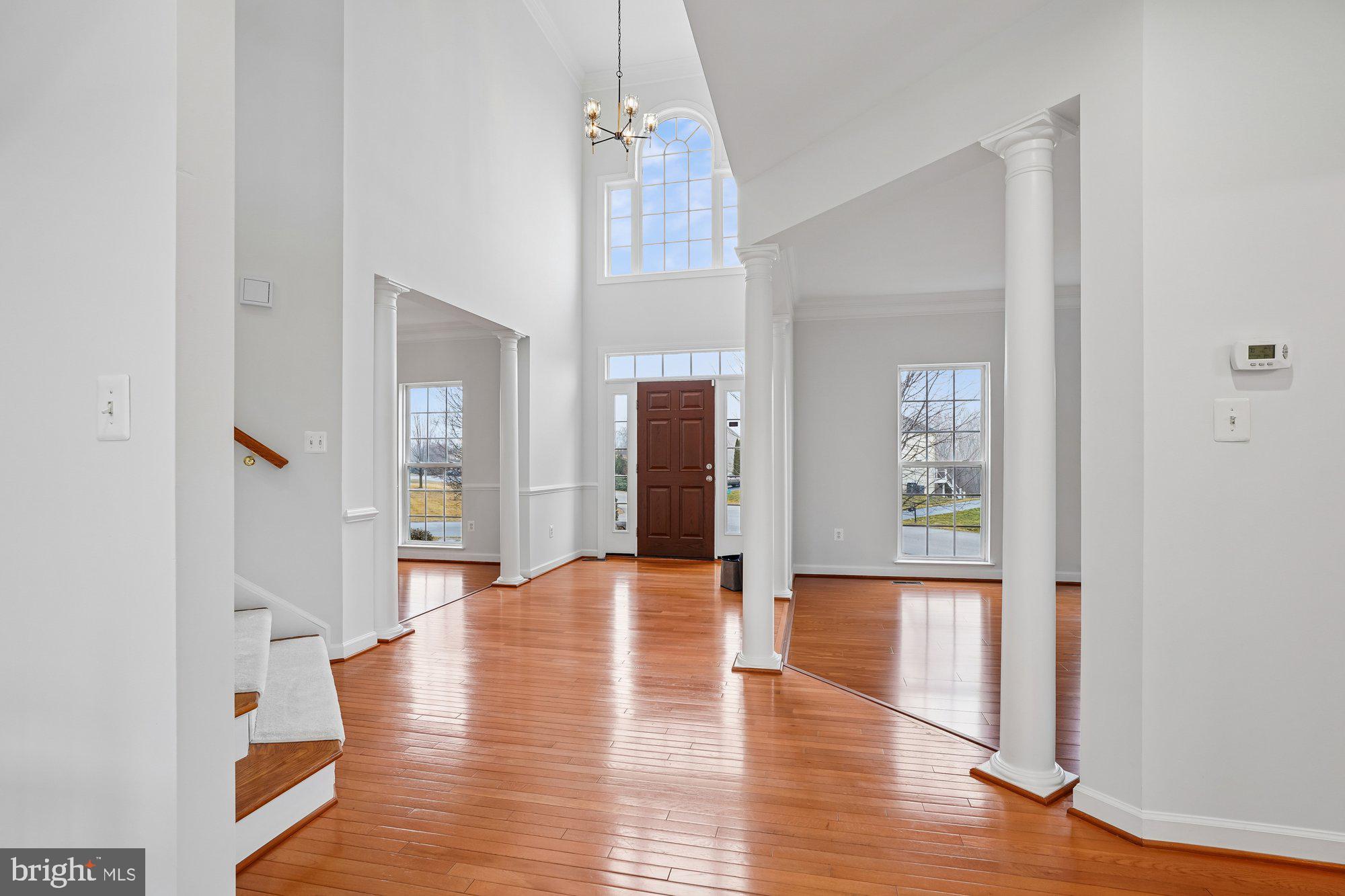 PARADISE MANOR - Residential