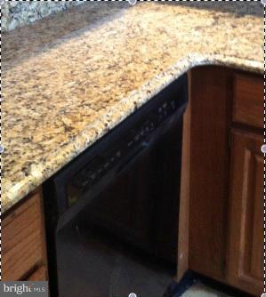 SEVEN OAKS - Residential Lease