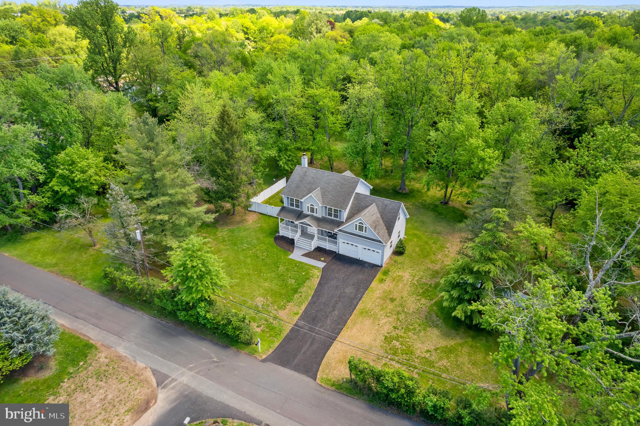 407 HALLOWELL AVENUE