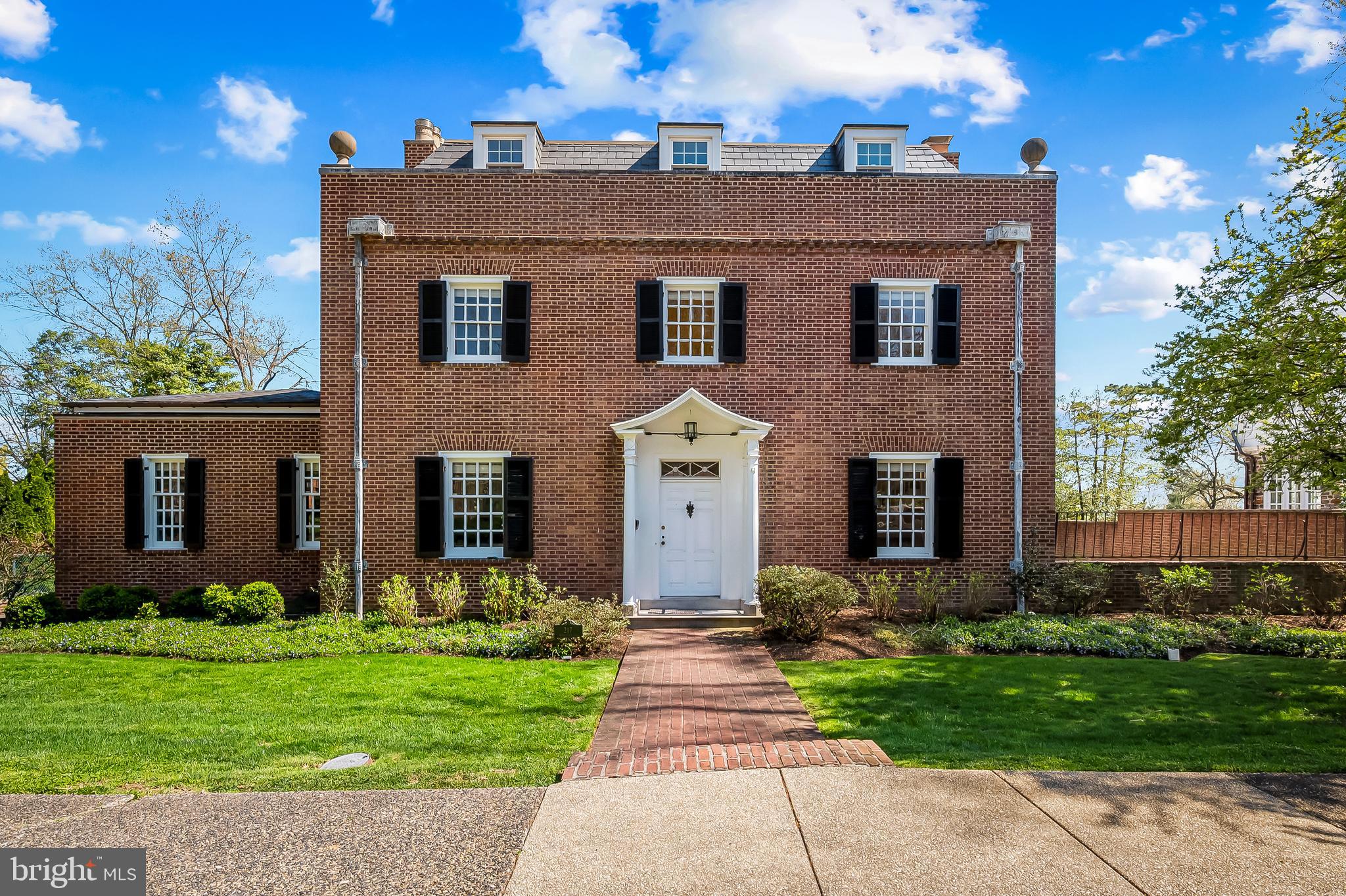 217 WENDOVER ROAD