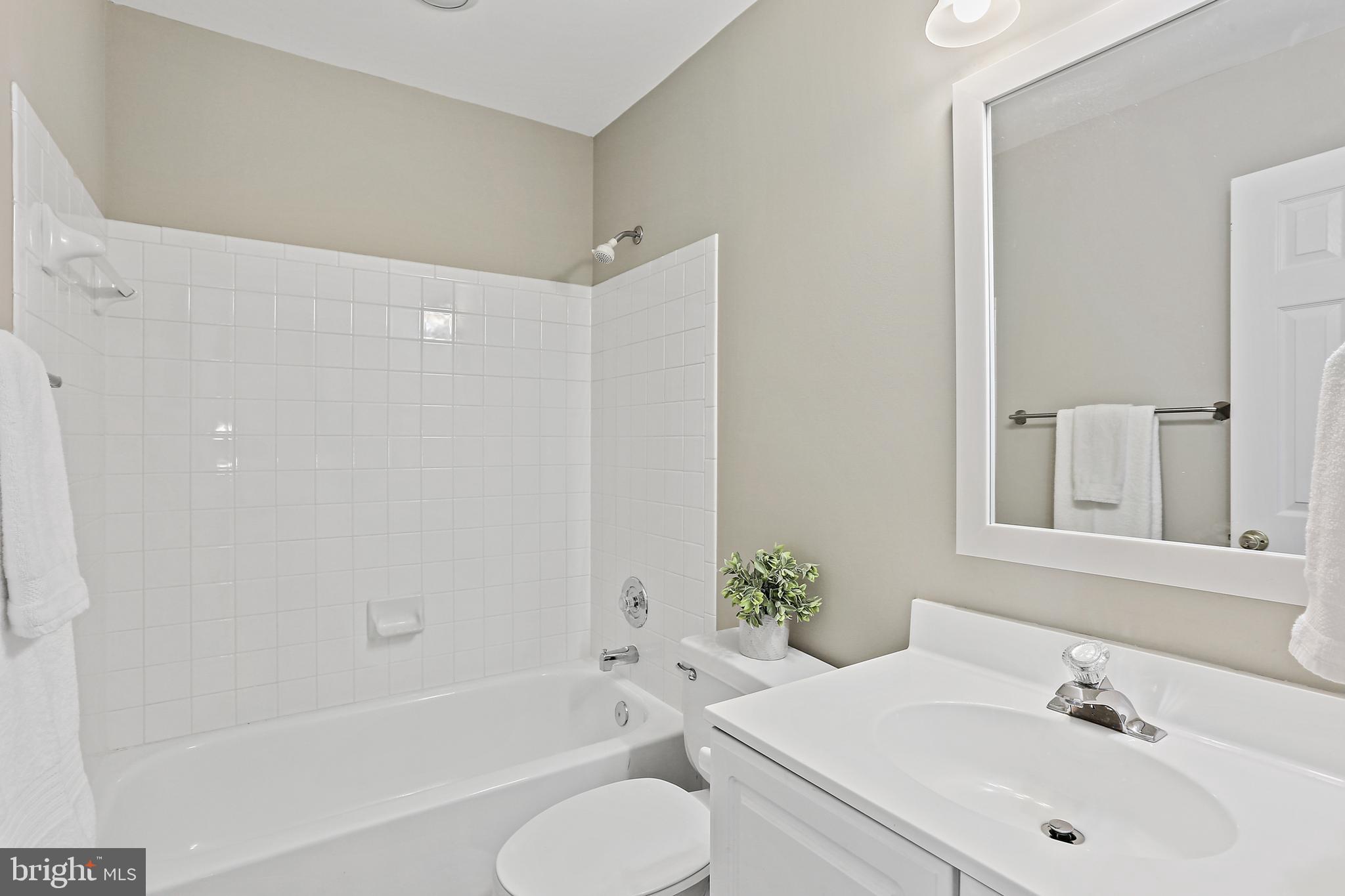 KINGSBROOK - Residential