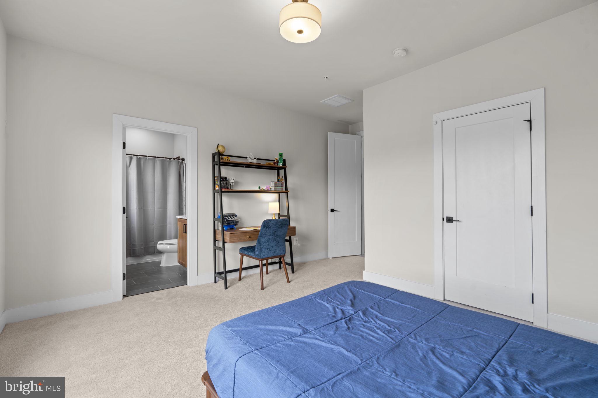 KINGSLEY WOODS - Residential