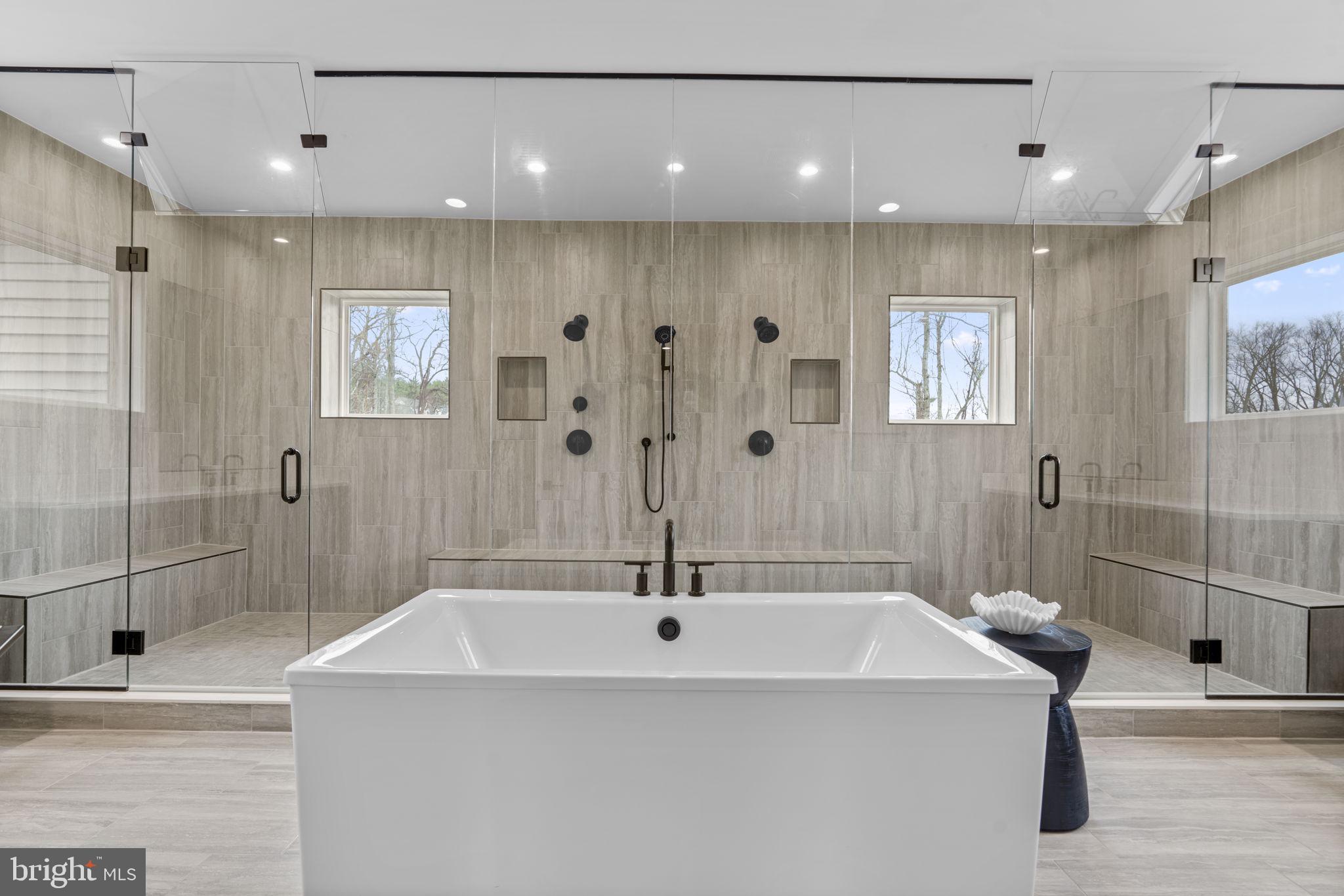 KINGSLEY WOODS - Residential