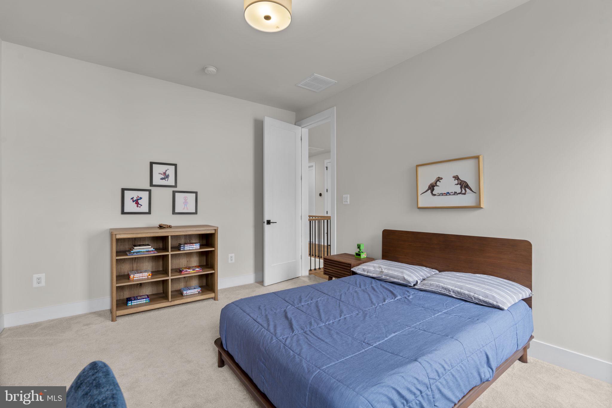 KINGSLEY WOODS - Residential