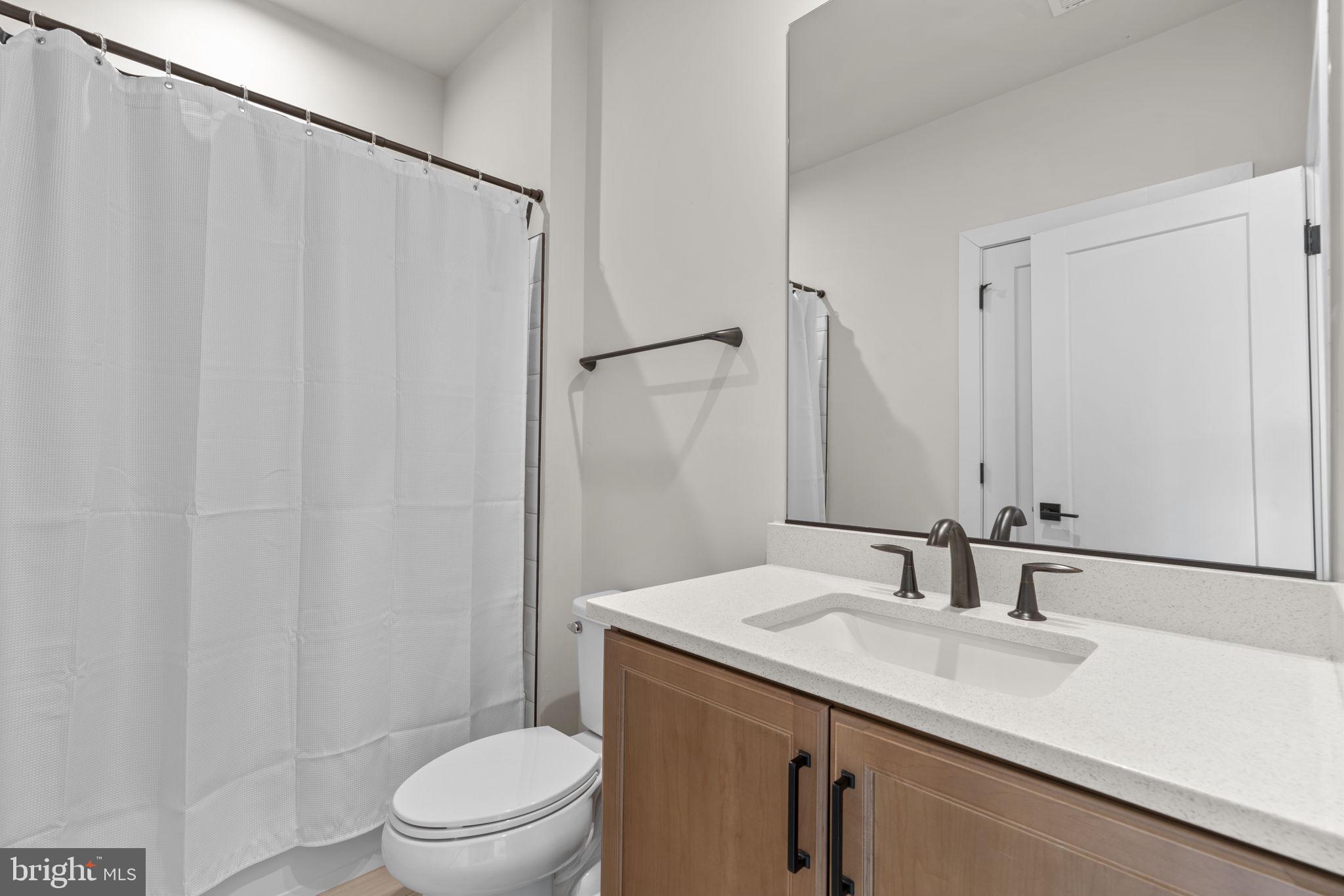 KINGSLEY WOODS - Residential