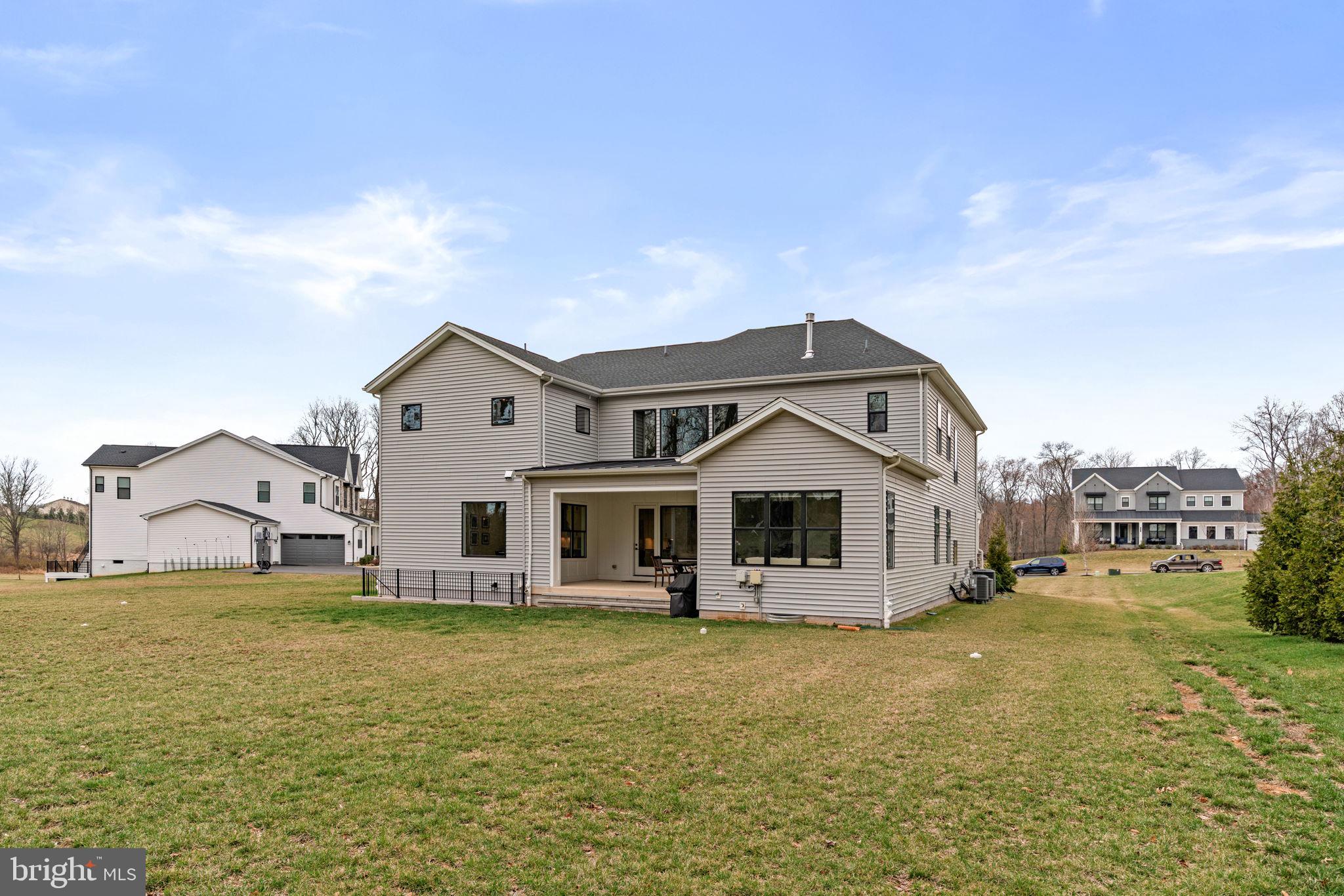 KINGSLEY WOODS - Residential