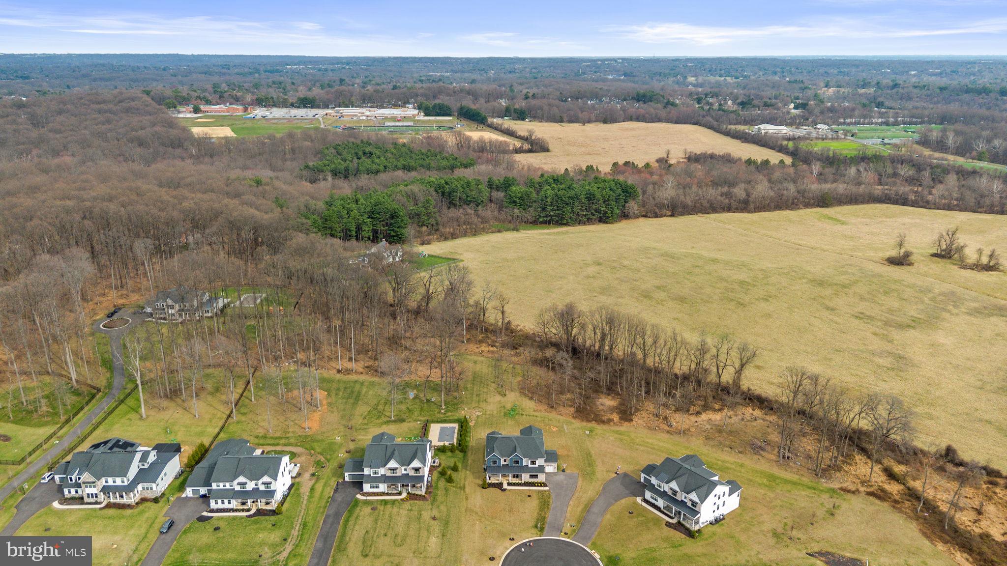 KINGSLEY WOODS - Residential