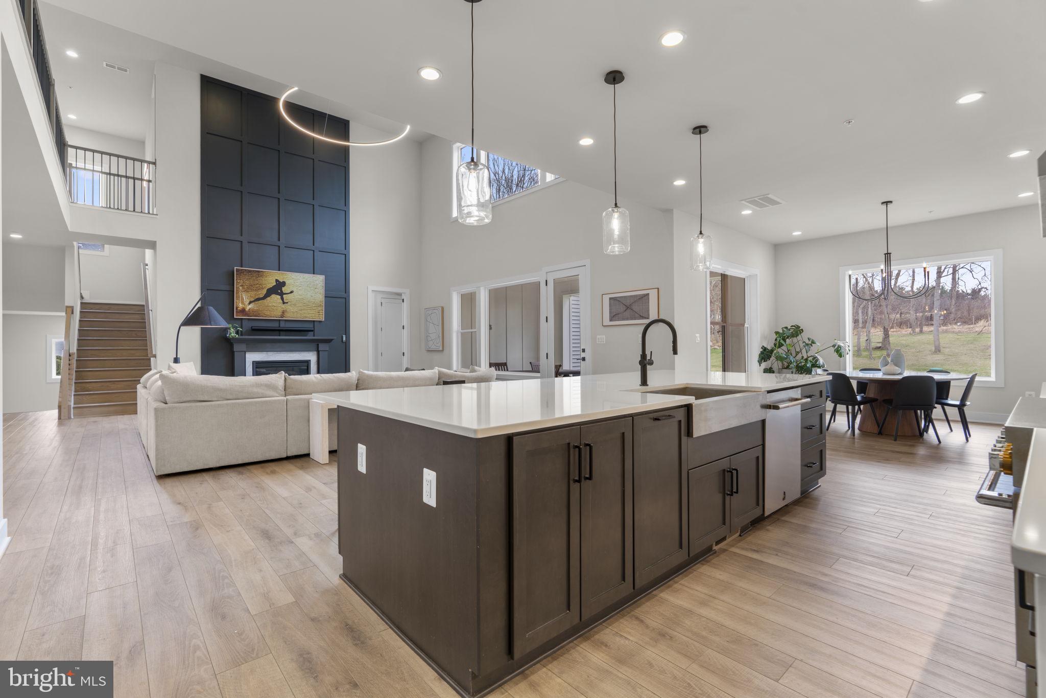 KINGSLEY WOODS - Residential