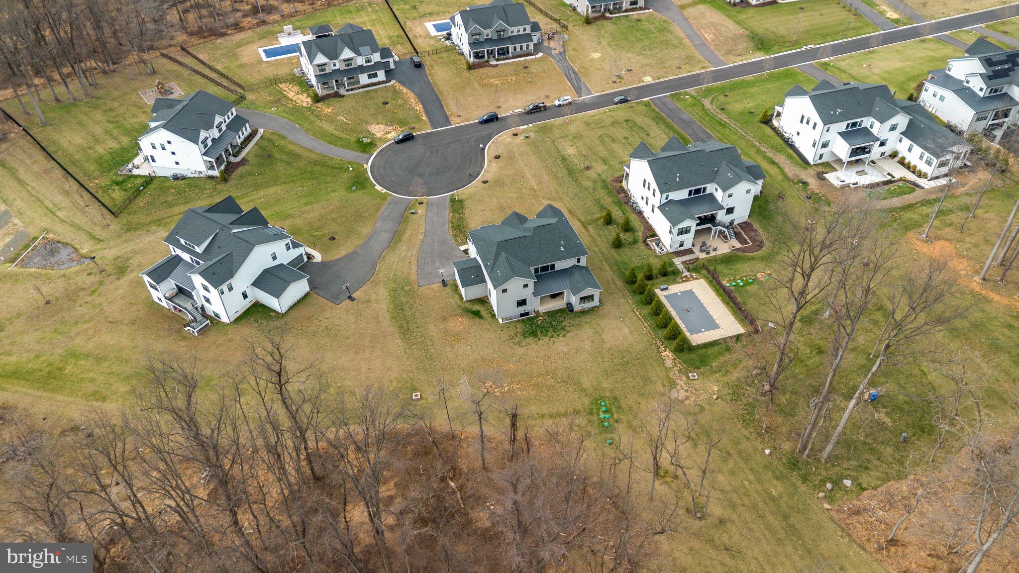 KINGSLEY WOODS - Residential