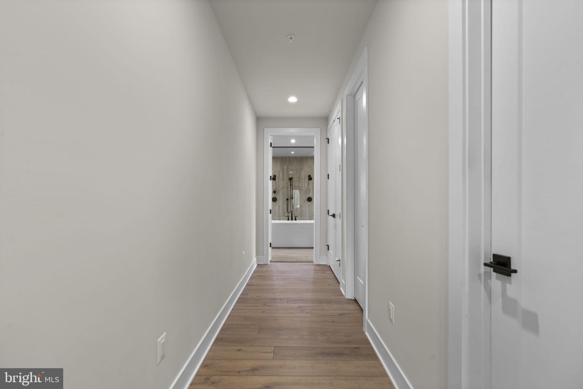 KINGSLEY WOODS - Residential