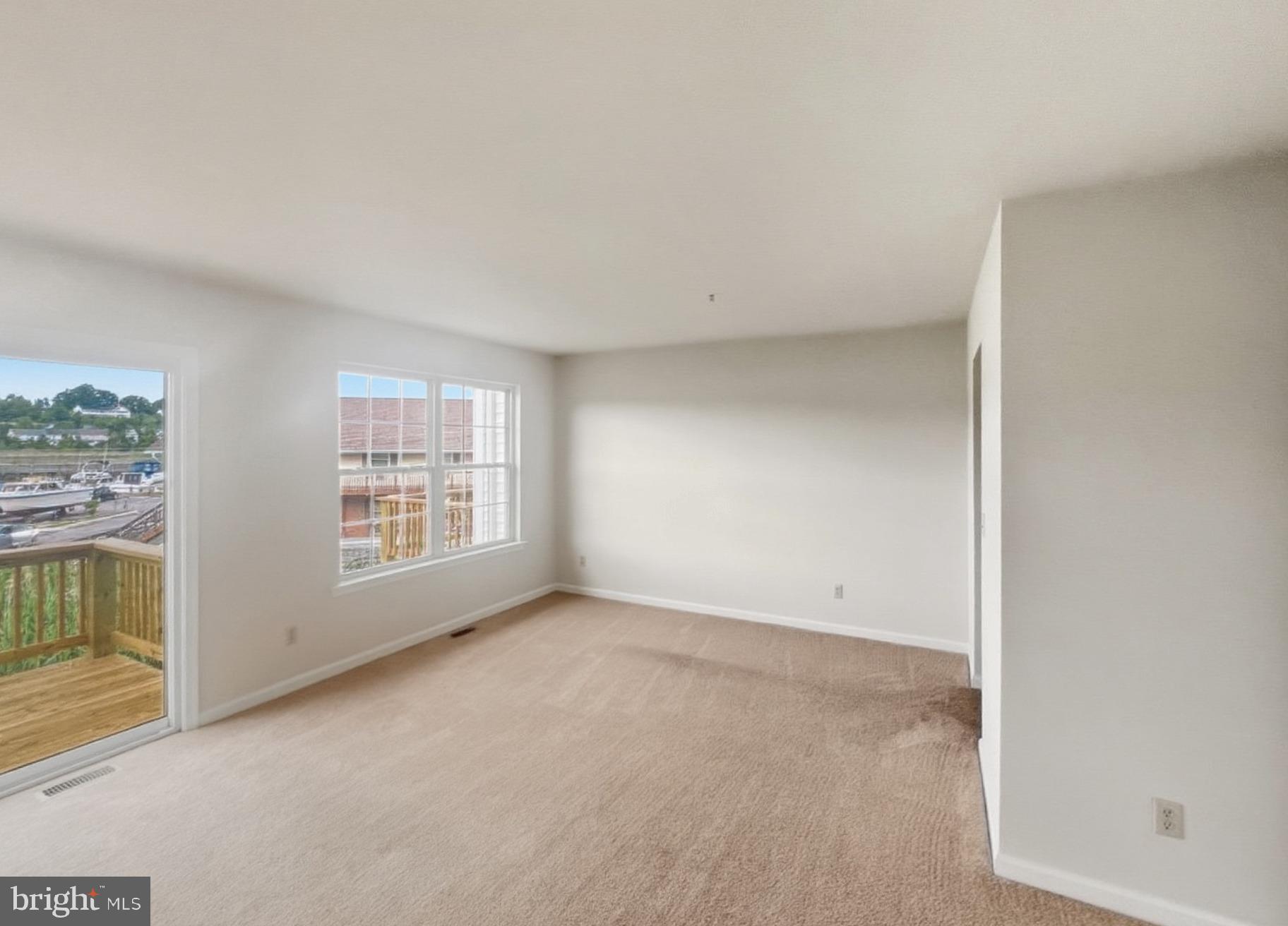 CAPTAINS QUARTER CONDOMINIUM - Residential Lease