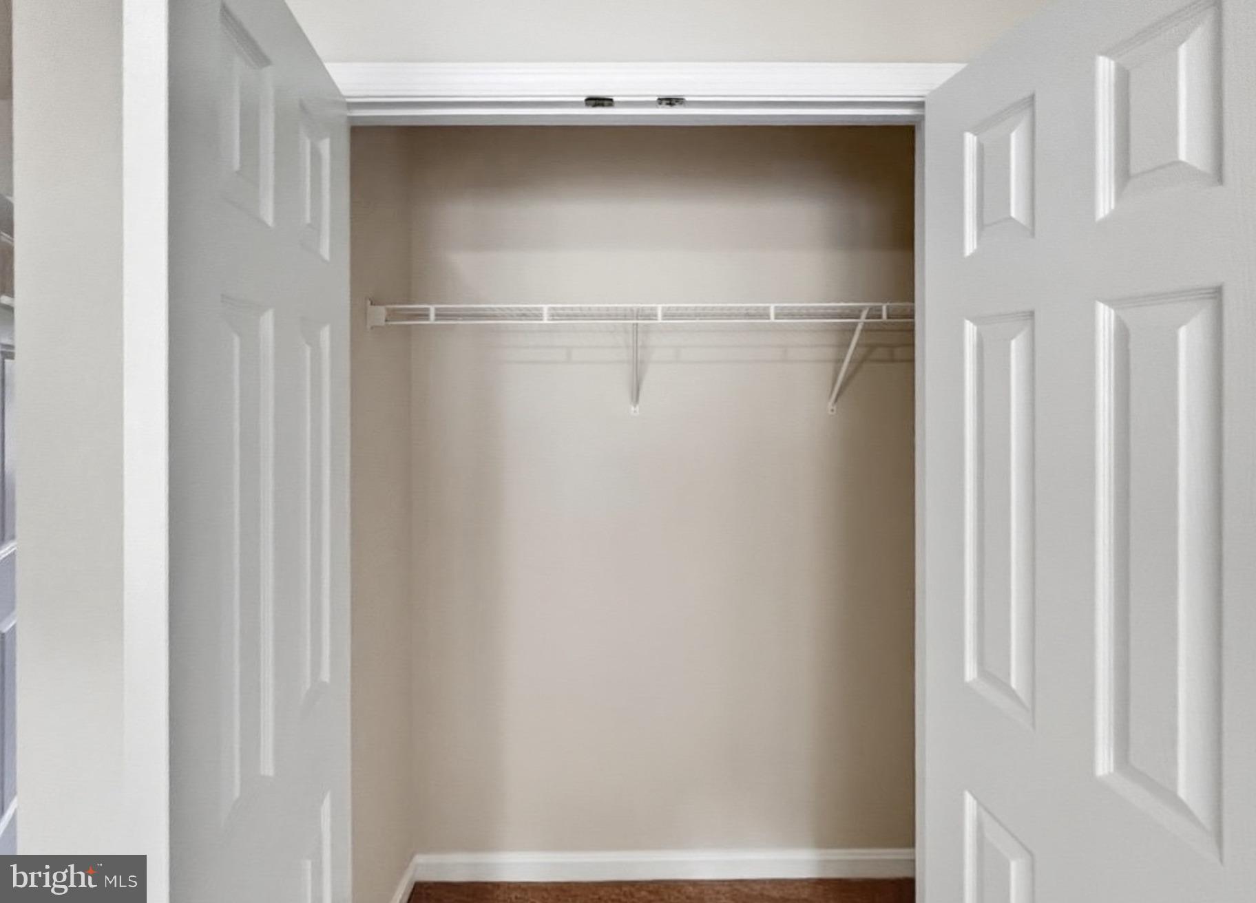 CAPTAINS QUARTER CONDOMINIUM - Residential Lease