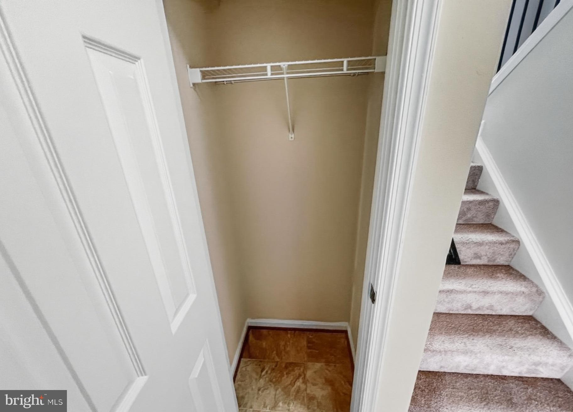 CAPTAINS QUARTER CONDOMINIUM - Residential Lease