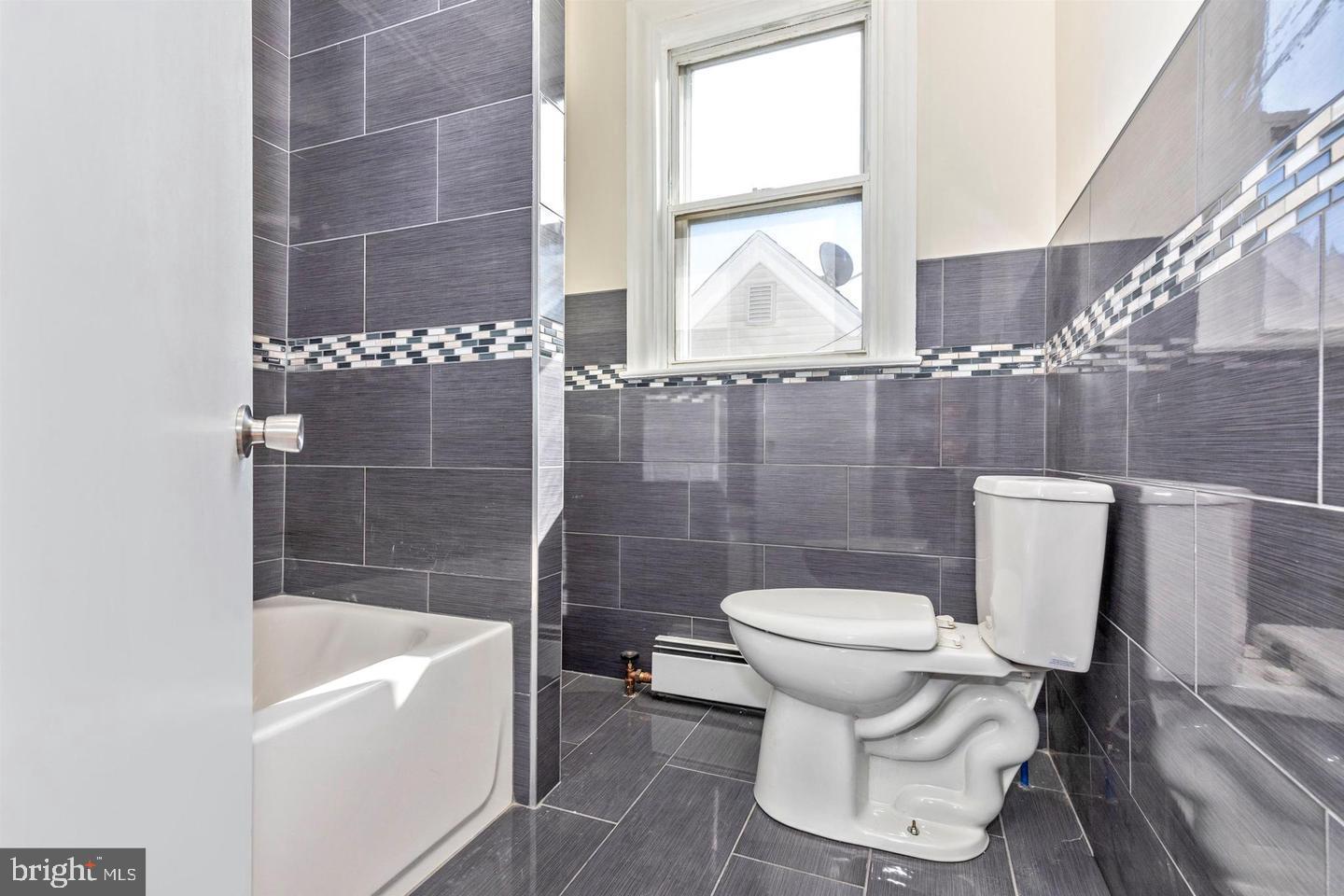 HAVERTOWN - Residential