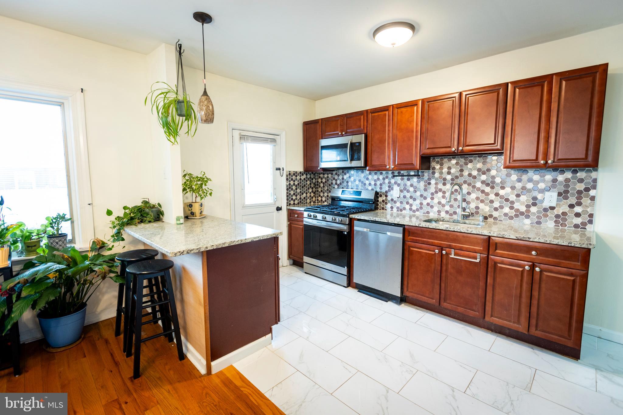 HAVERTOWN - Residential