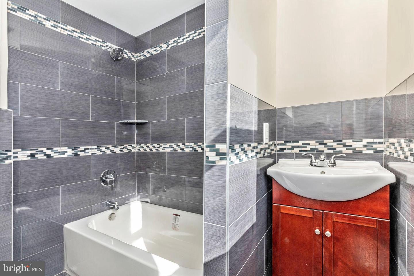 HAVERTOWN - Residential