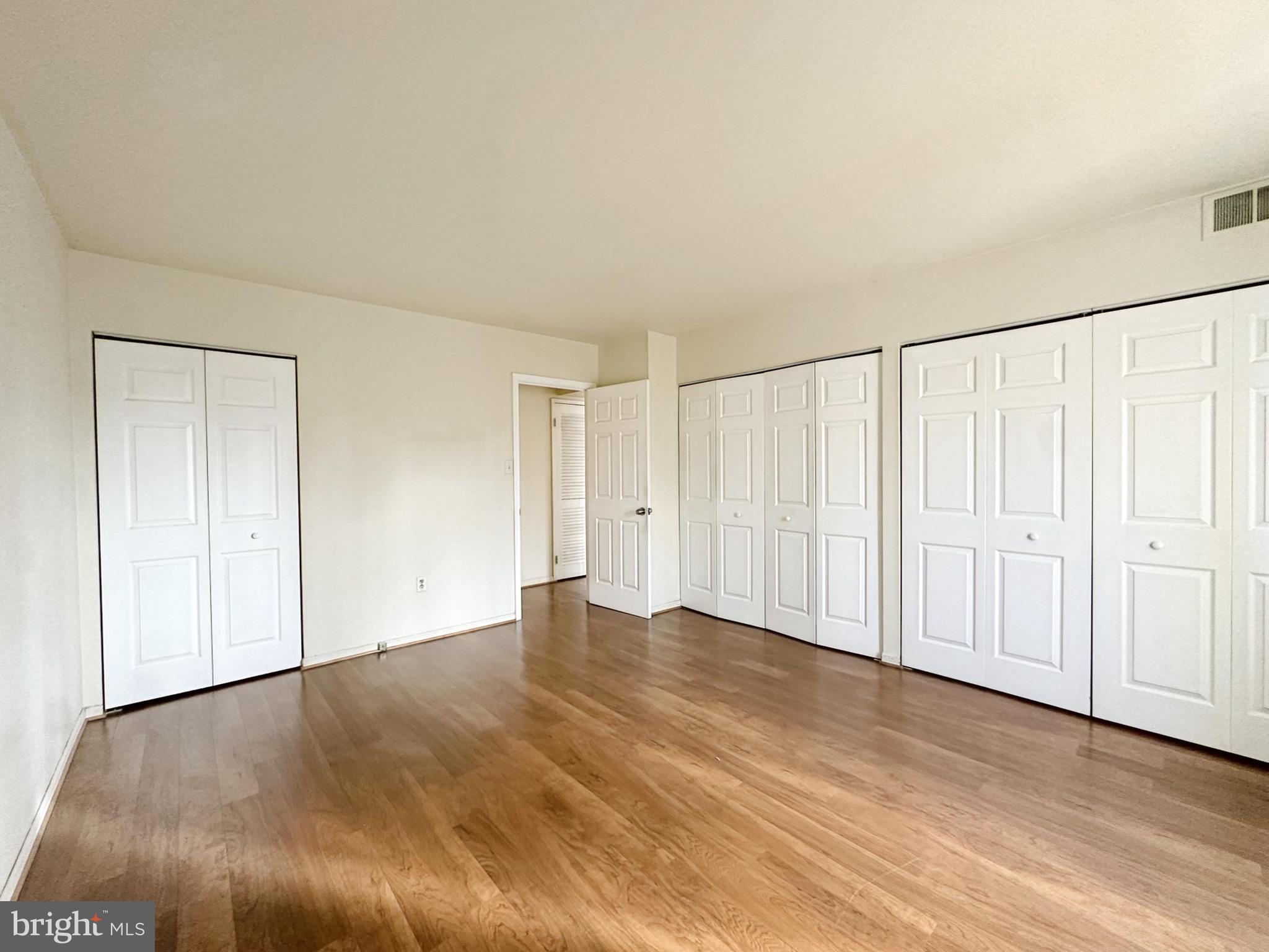 HAWTHORNE VILLAGE - Residential Lease