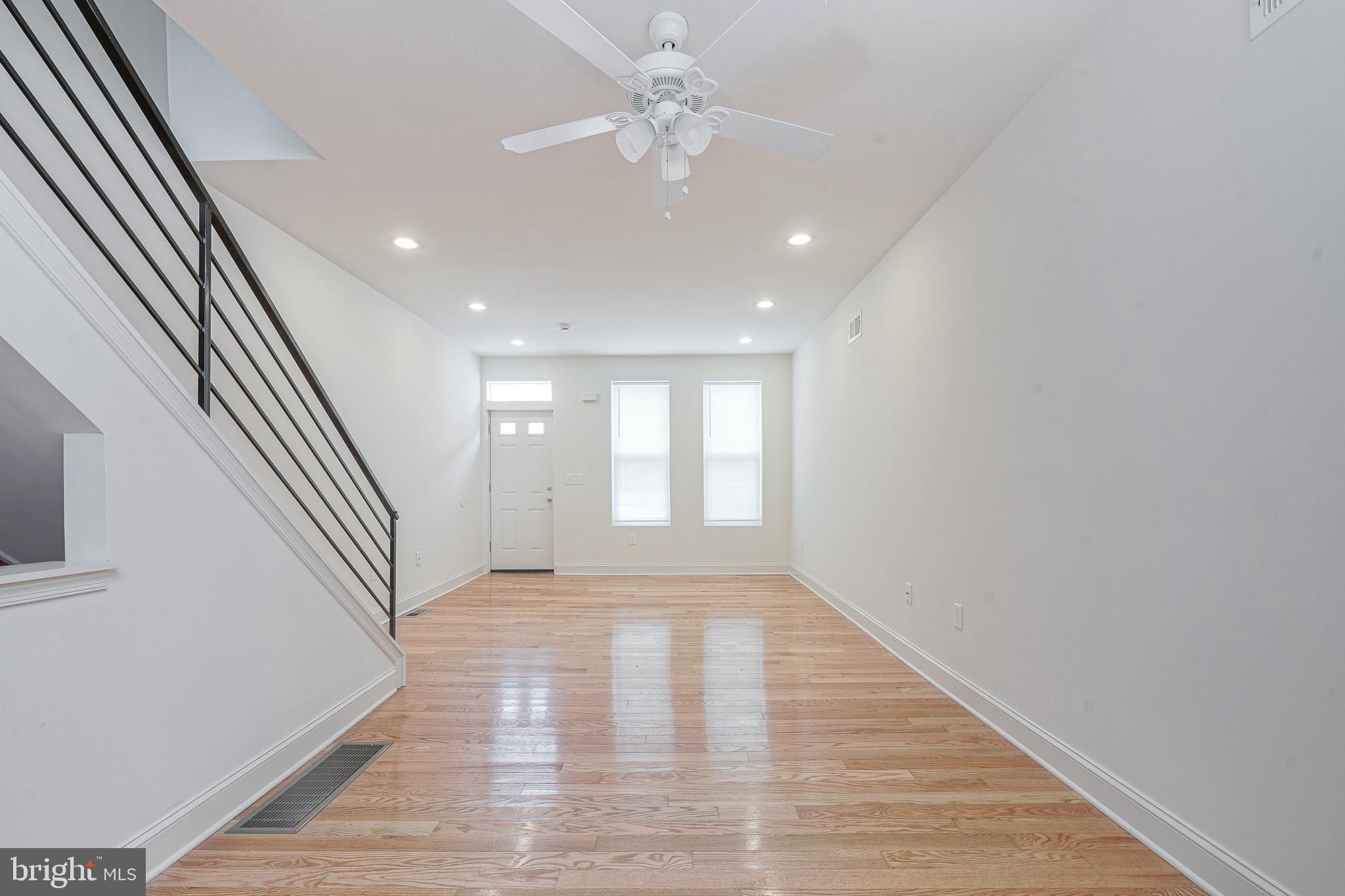 POINT BREEZE - Residential Lease