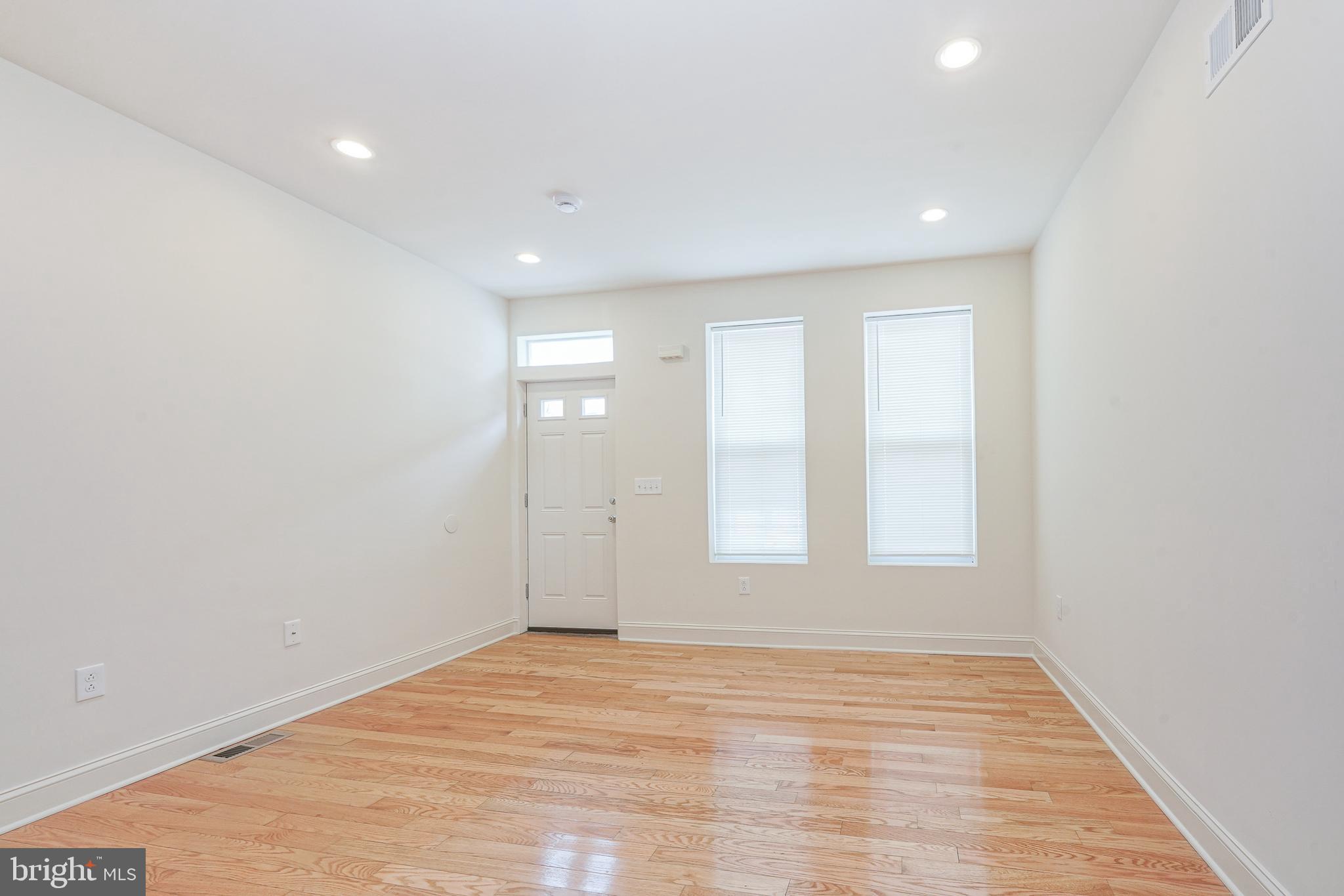 POINT BREEZE - Residential Lease