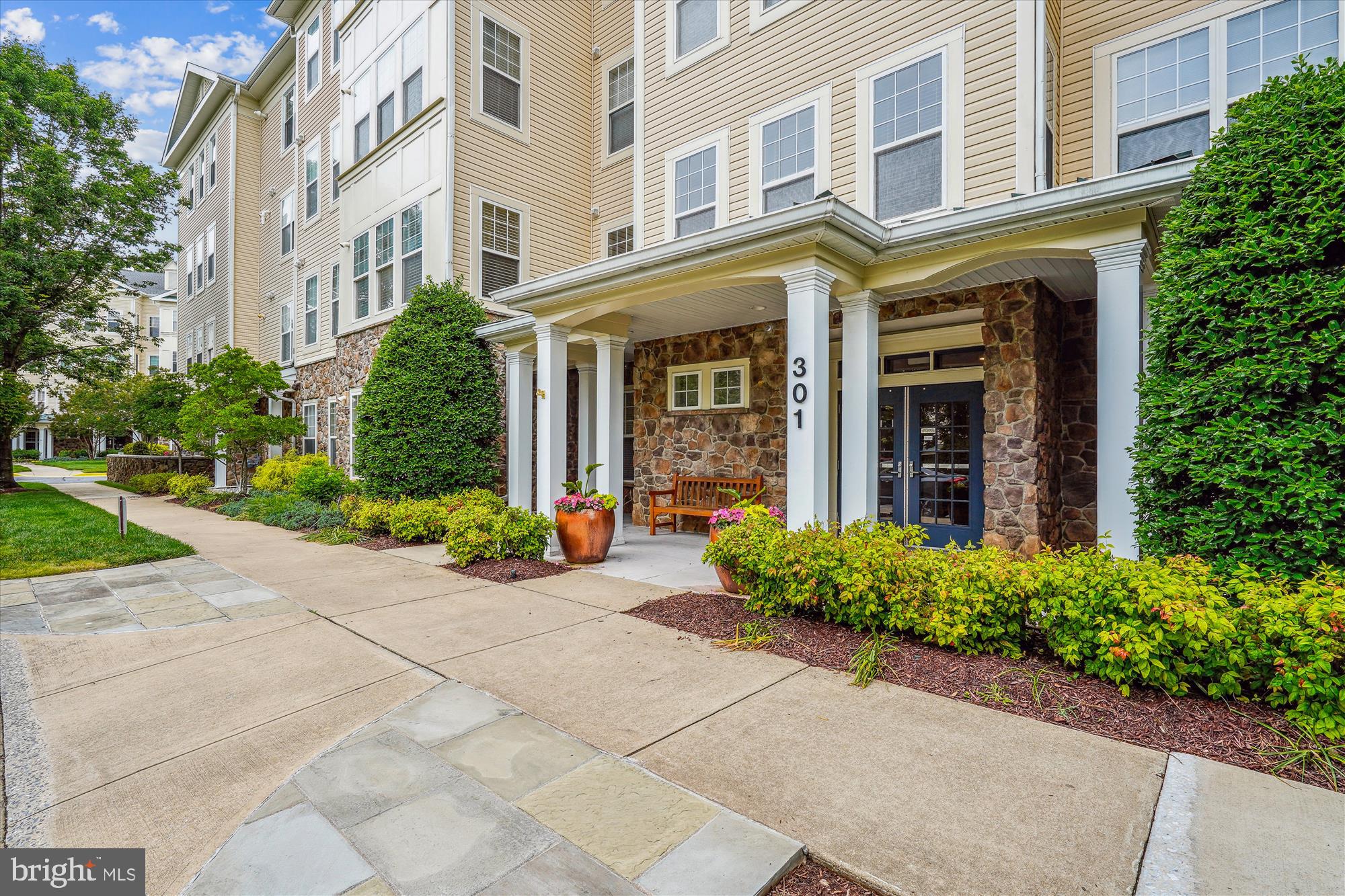 301 HIGH GABLES DRIVE 305
