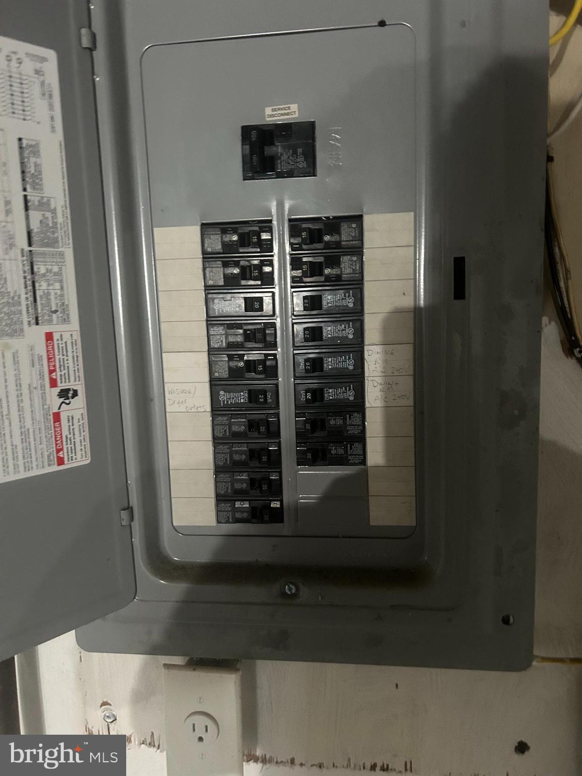 LAWNDALE - Residential