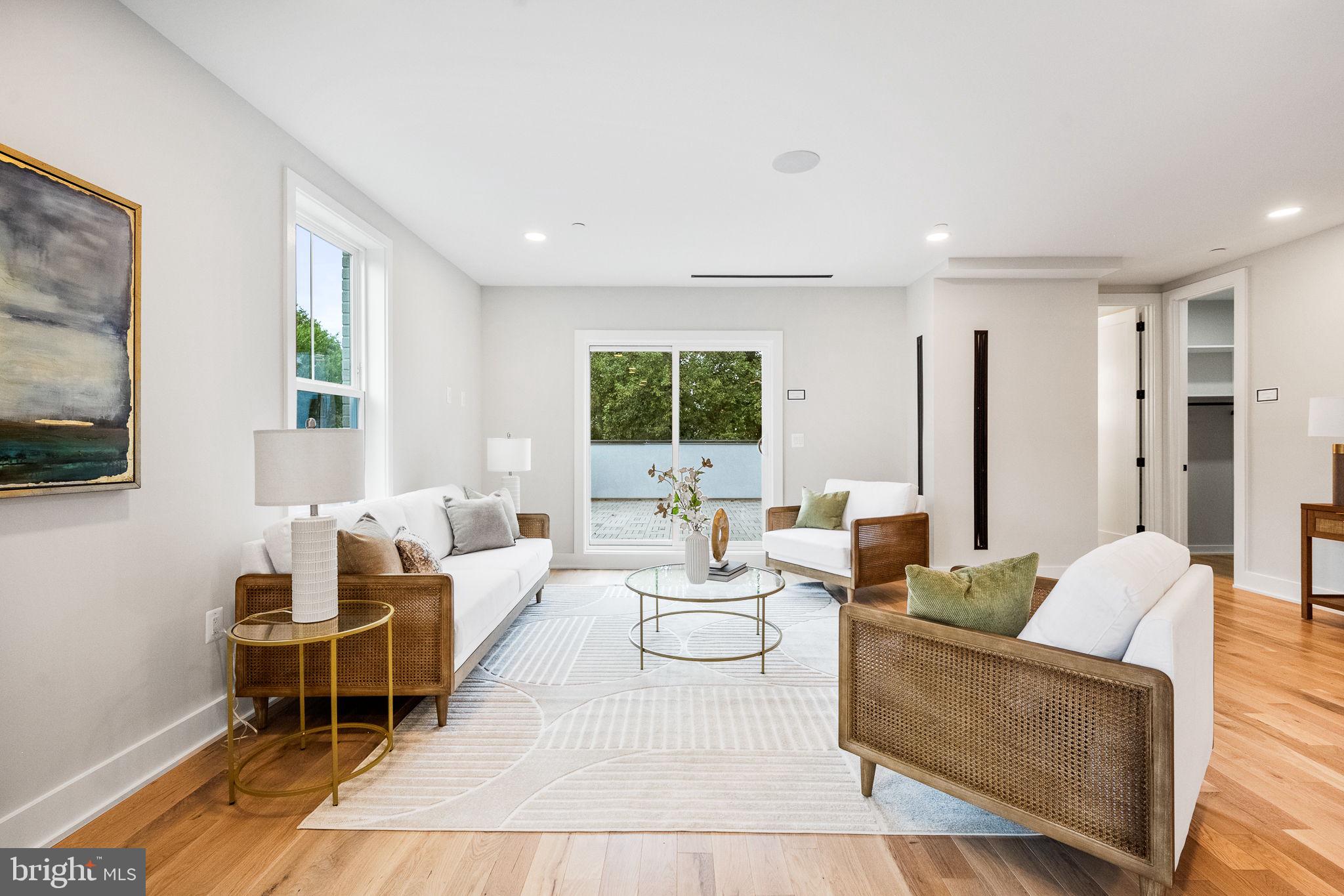 CHEVY CHASE - Residential