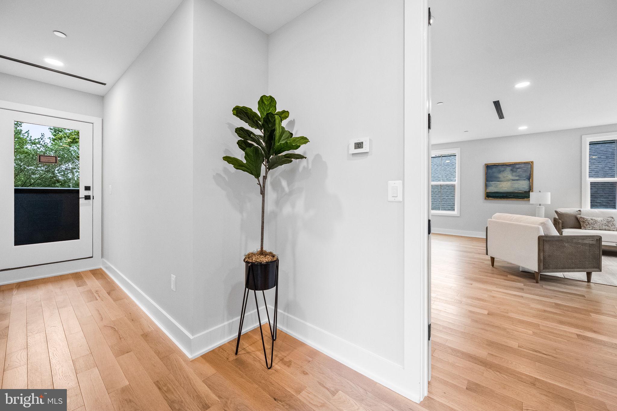 CHEVY CHASE - Residential
