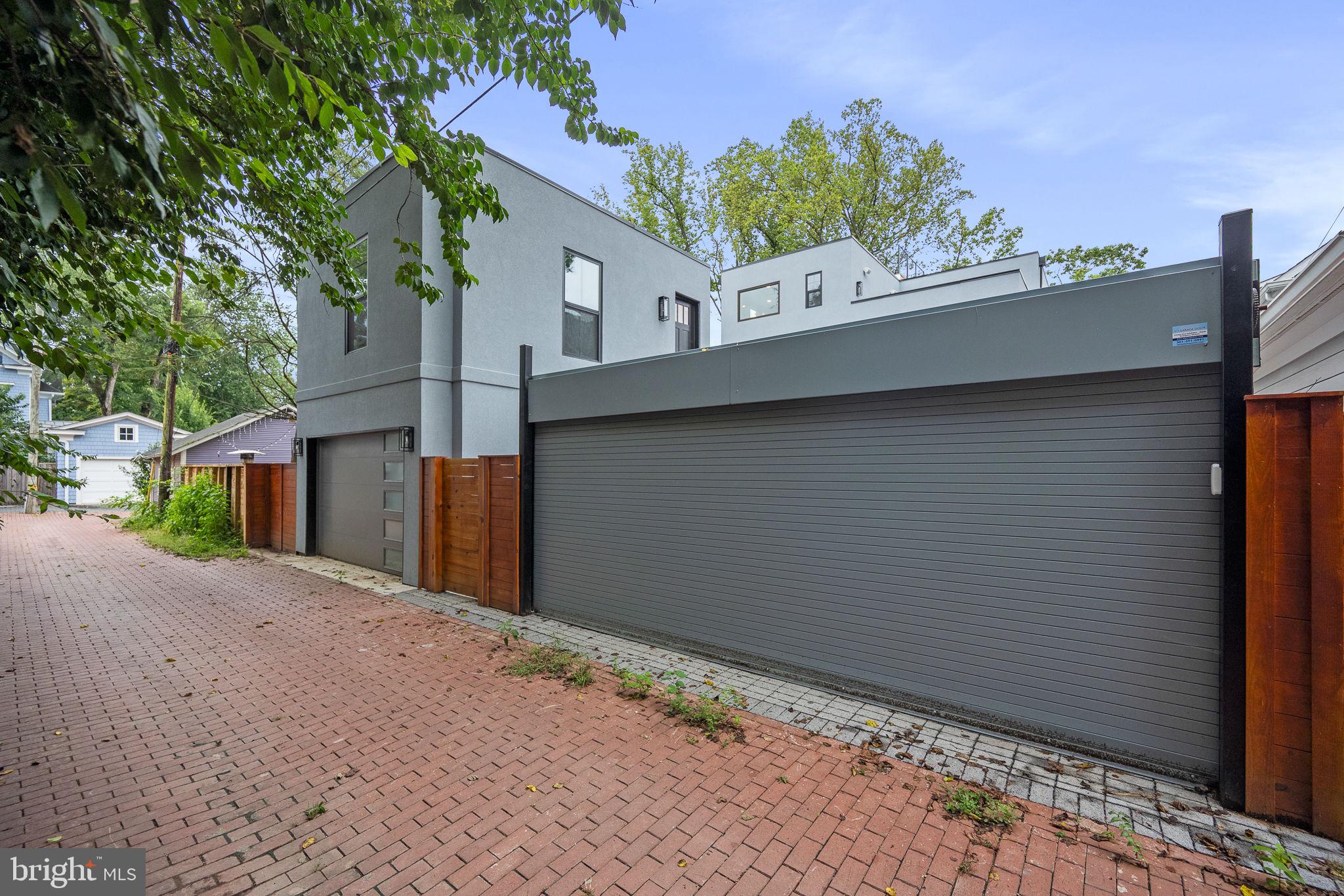 CHEVY CHASE - Residential