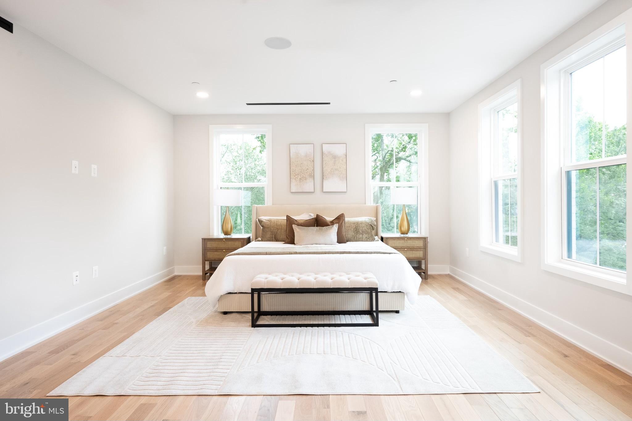 CHEVY CHASE - Residential