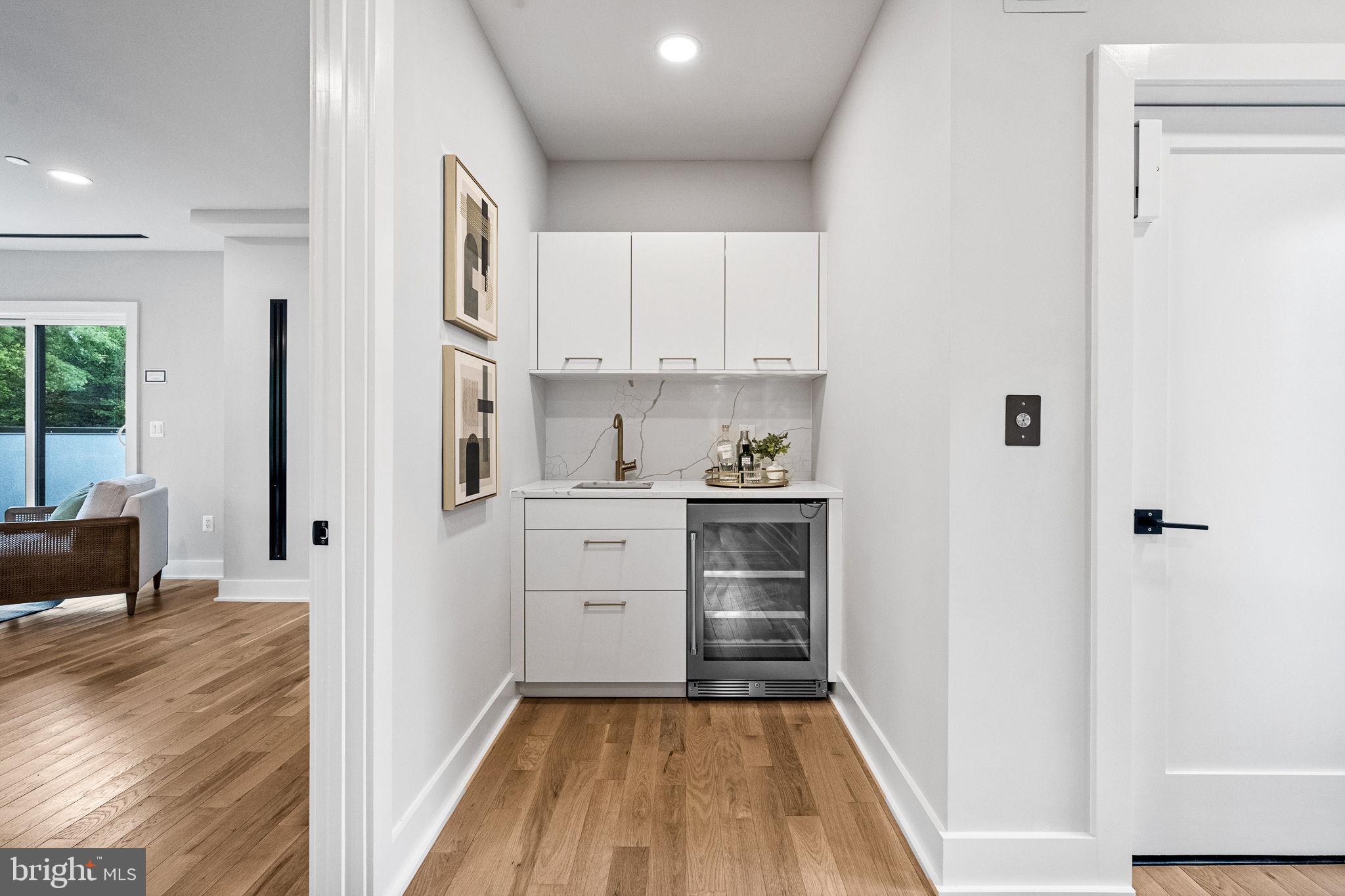CHEVY CHASE - Residential