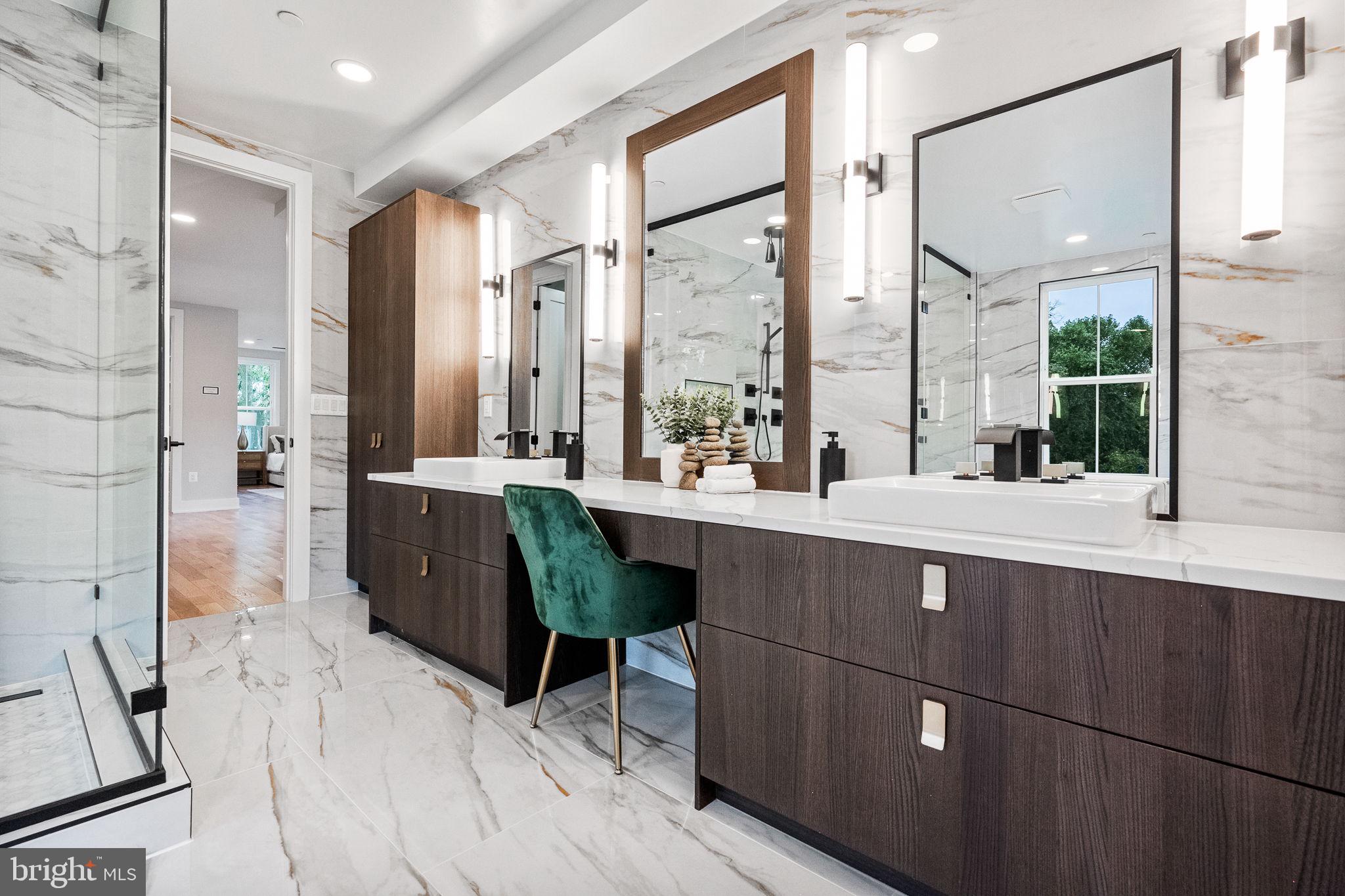 CHEVY CHASE - Residential