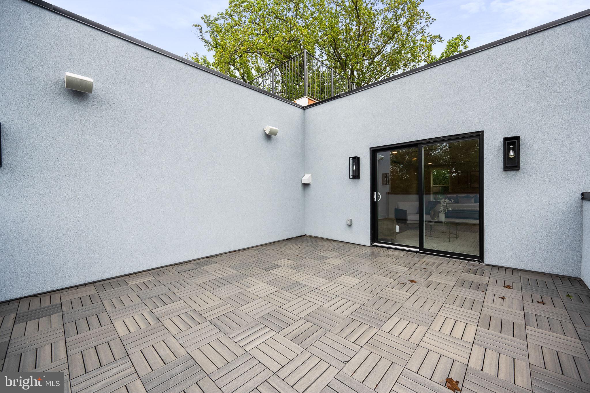 CHEVY CHASE - Residential