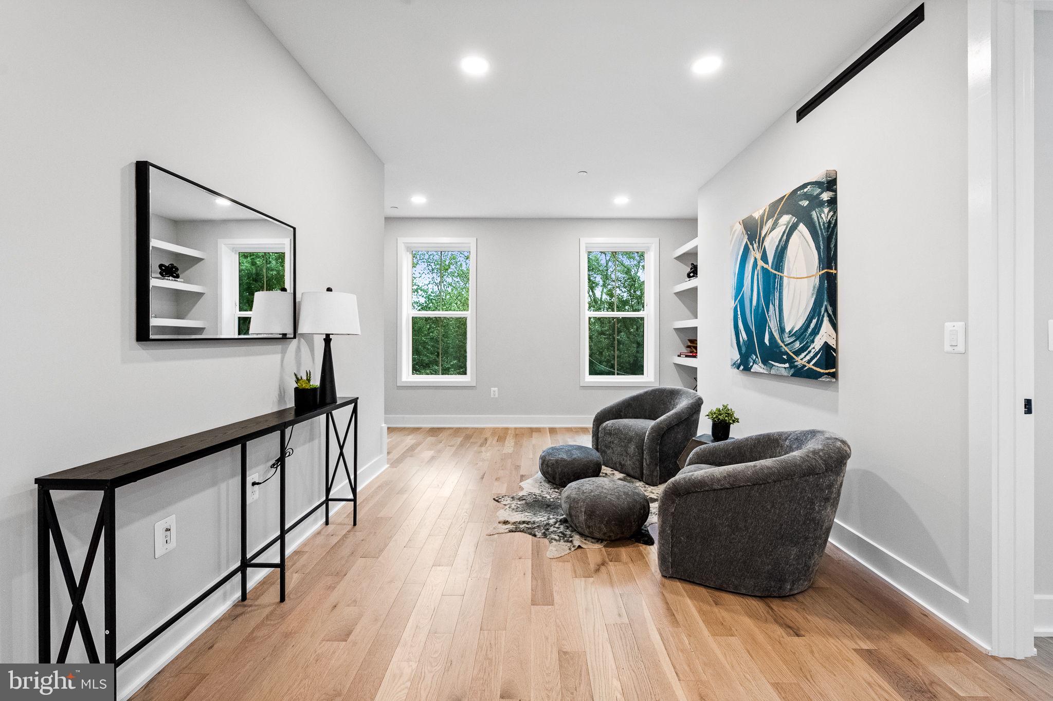 CHEVY CHASE - Residential