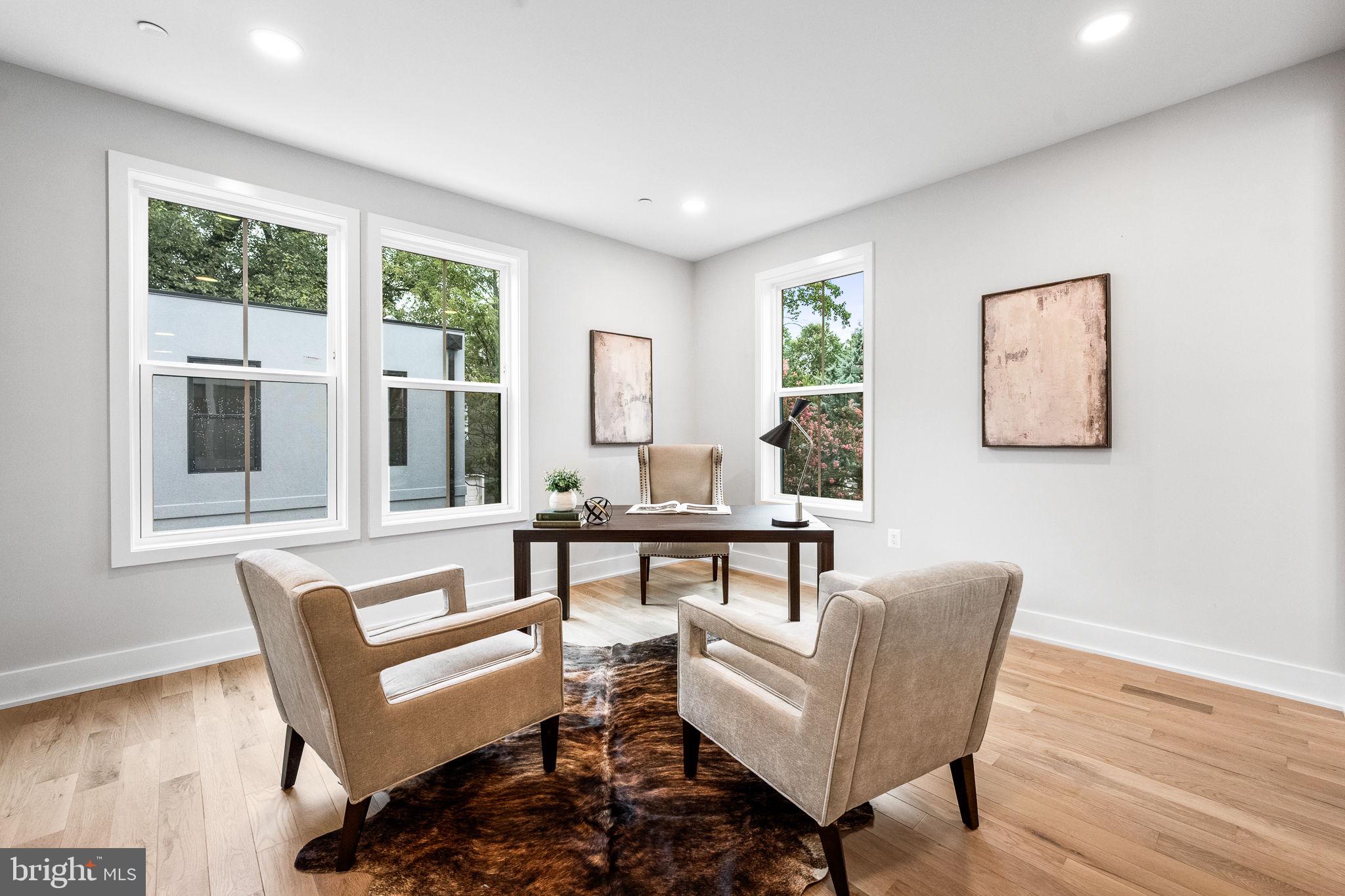 CHEVY CHASE - Residential