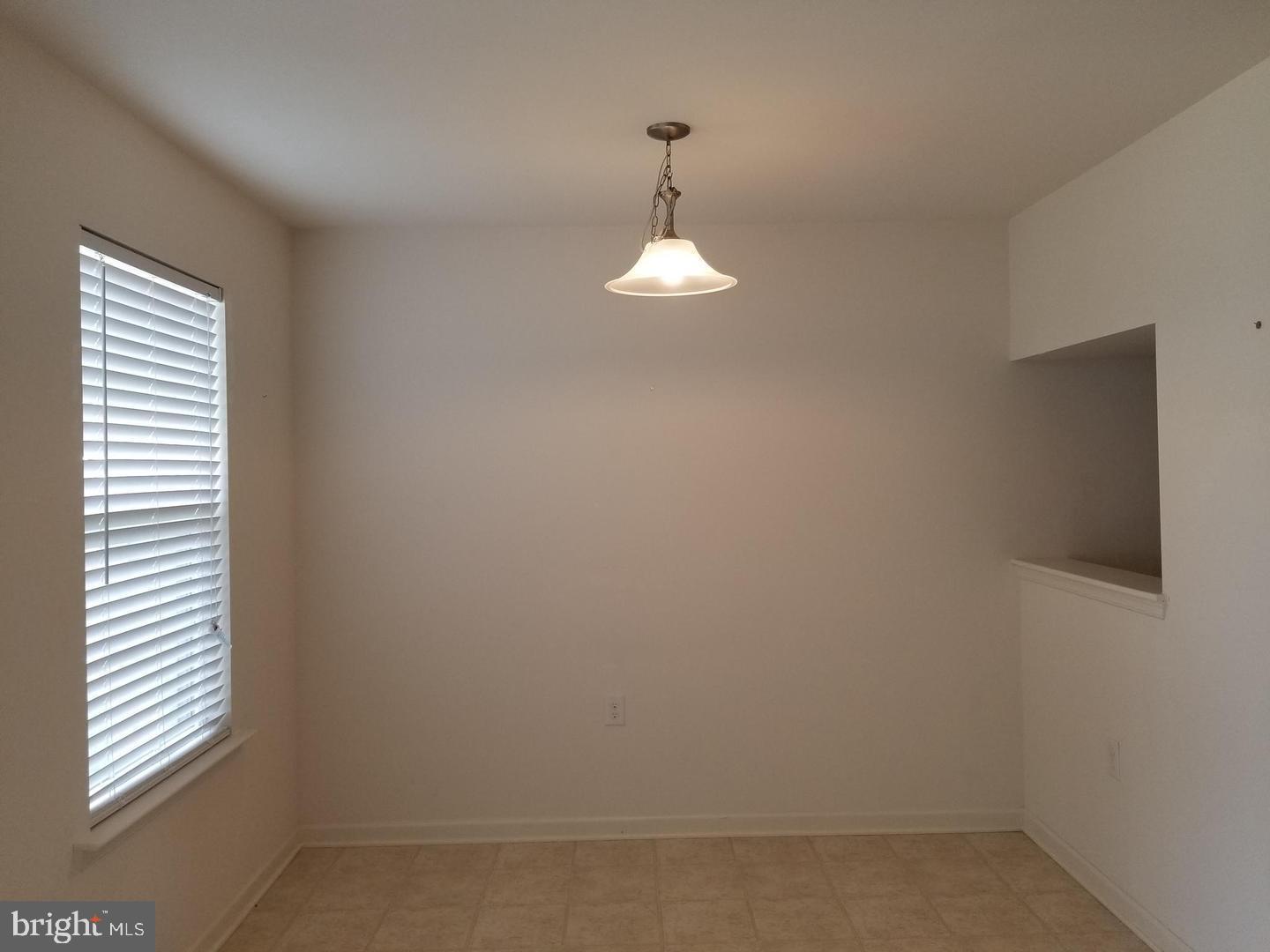 MANOR PARK - Residential Lease