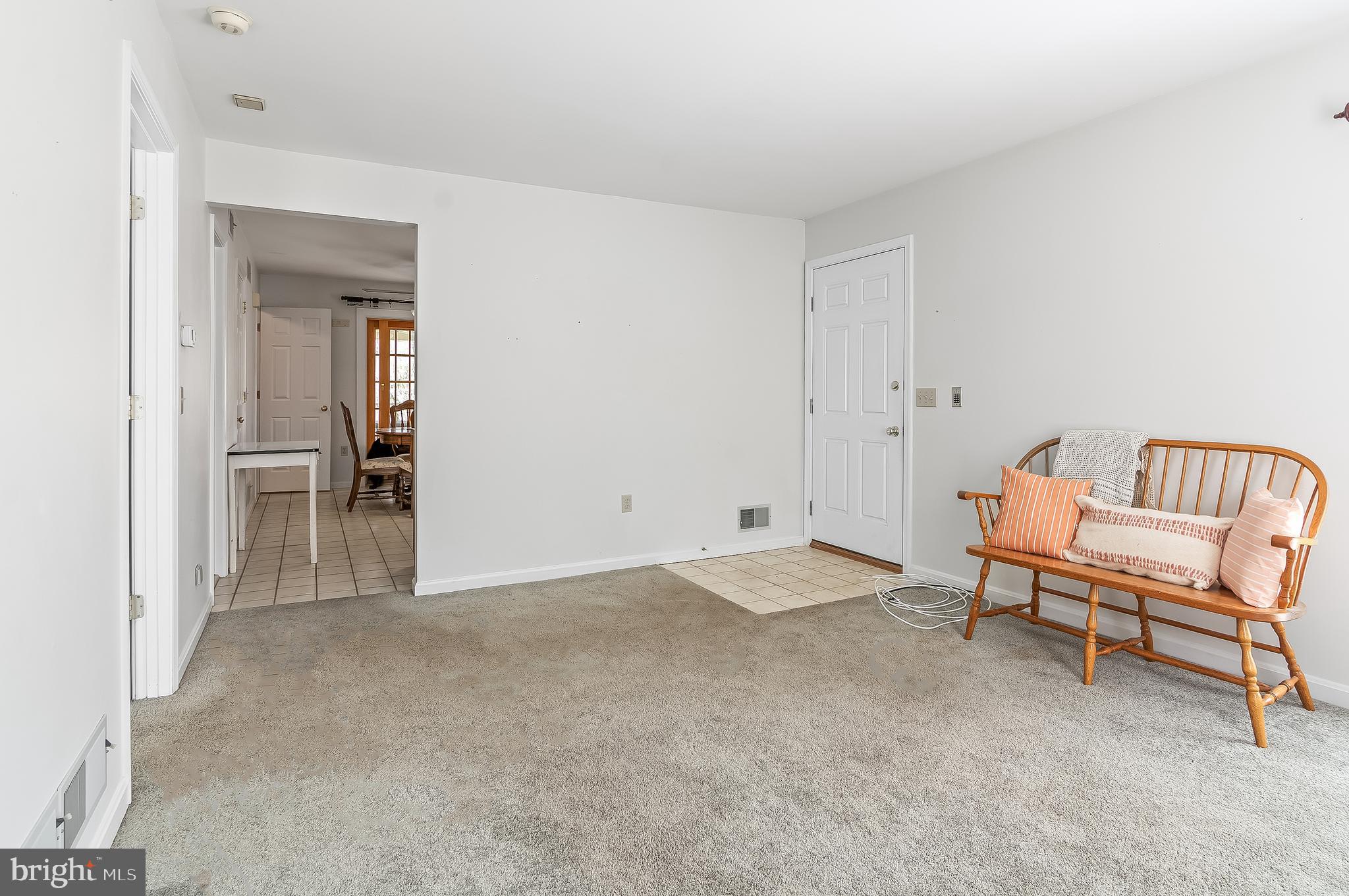 CROWNSVILLE - Residential